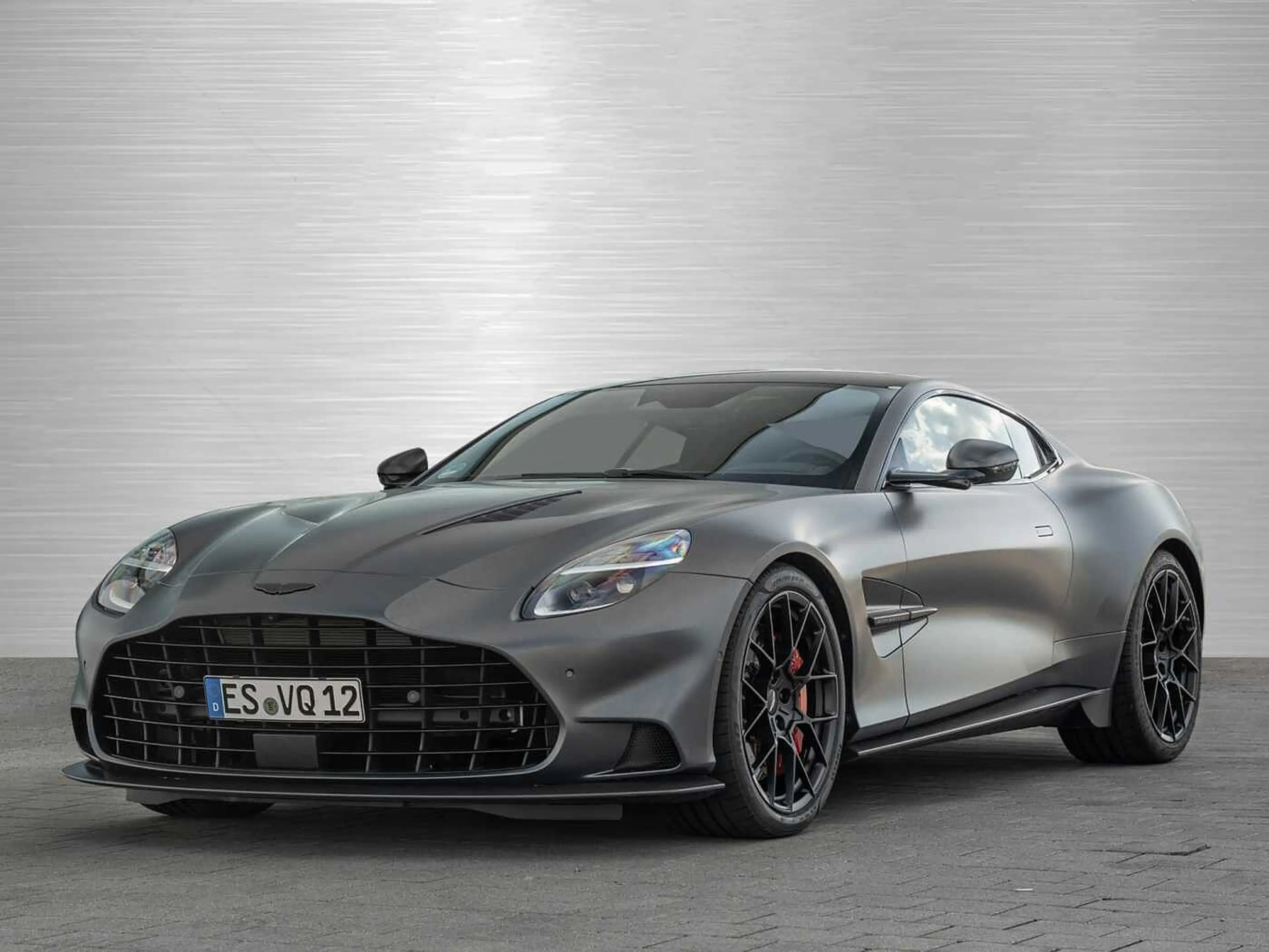 Aston Martin Vanquish Vorführwagen — photo 15