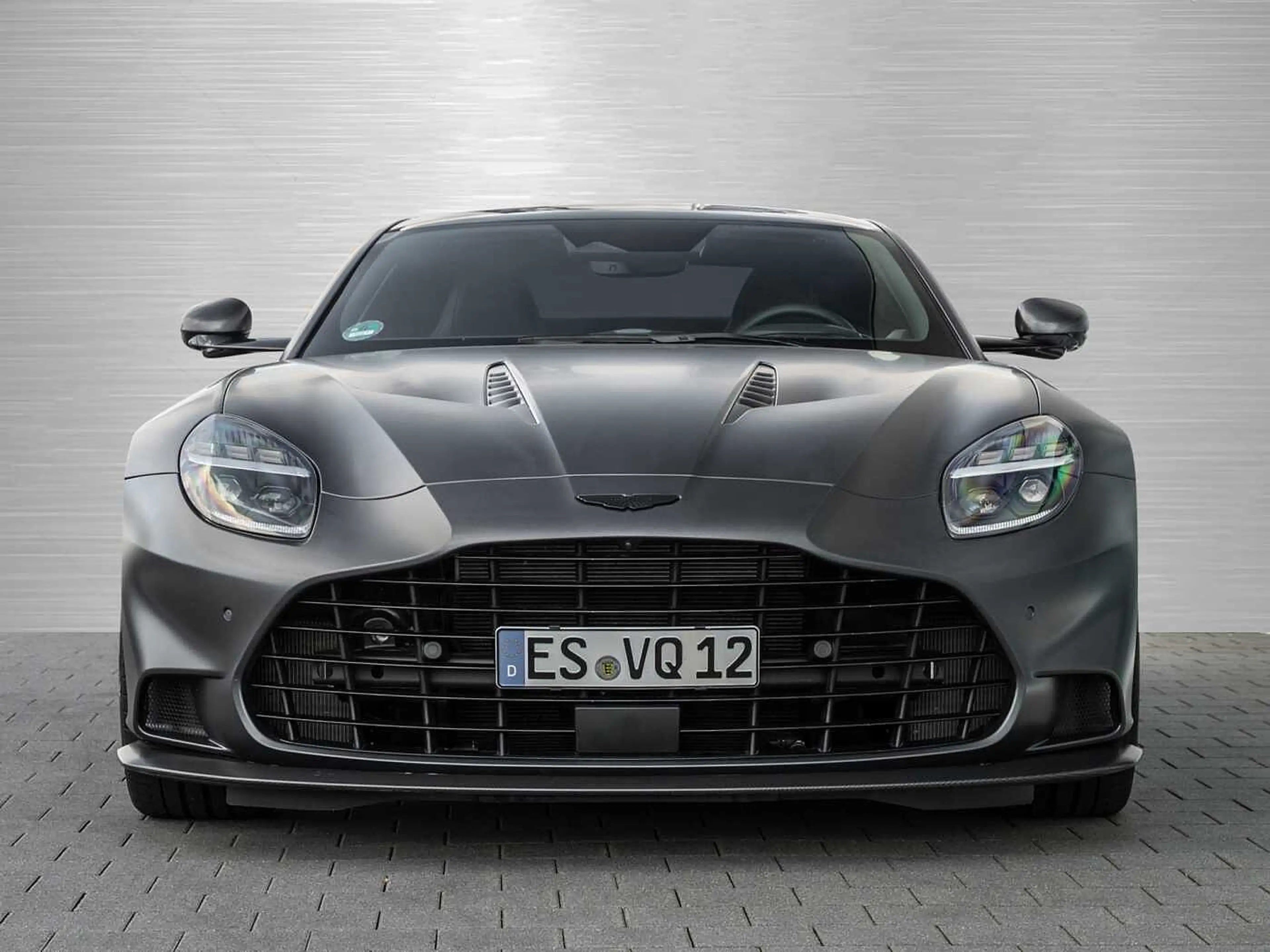 Aston Martin Vanquish Vorführwagen — photo 7