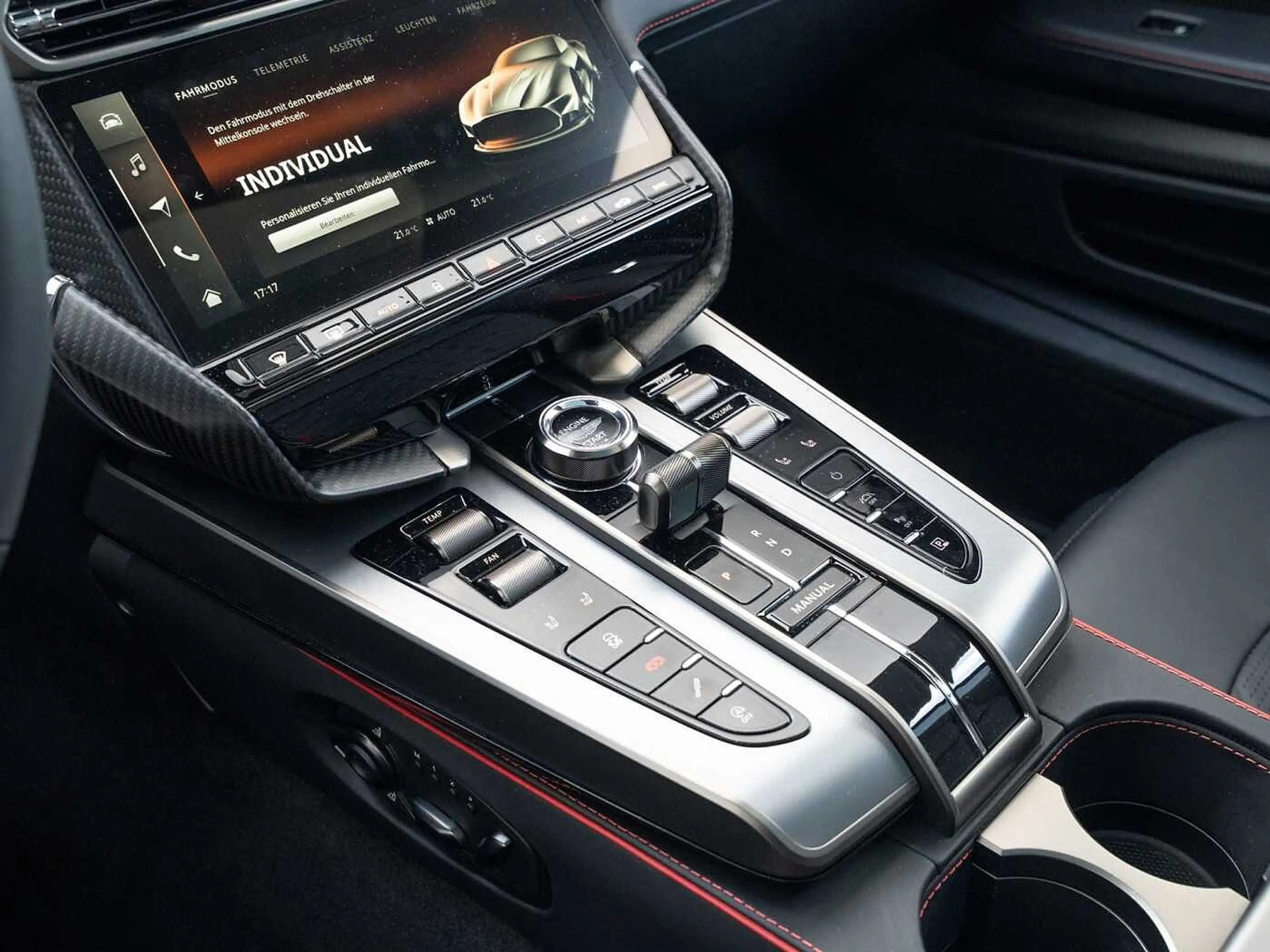 Aston Martin Vanquish Vorführwagen — photo 10