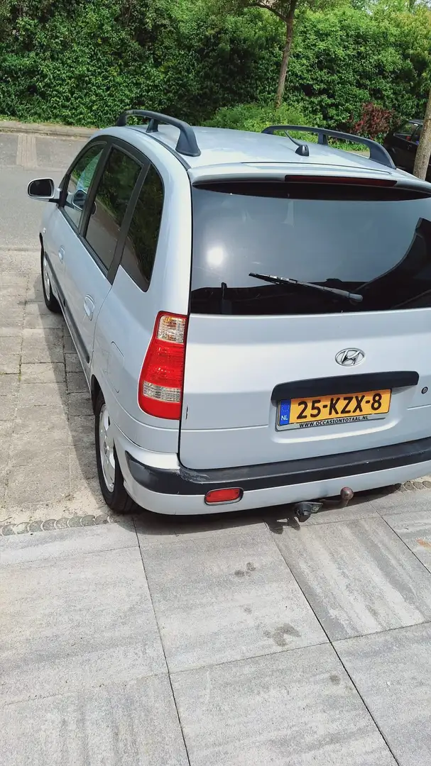 Hyundai Matrix Matrix 1.6i Active Pure Grau - 2