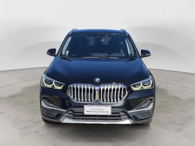 BMW X1 view 2