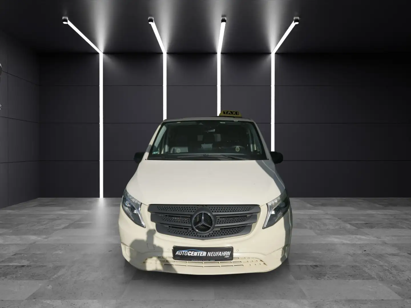 Mercedes-Benz Vito CDI BT Pro extralang+TAXIPAKET+NAVI+PDC Beige - 2