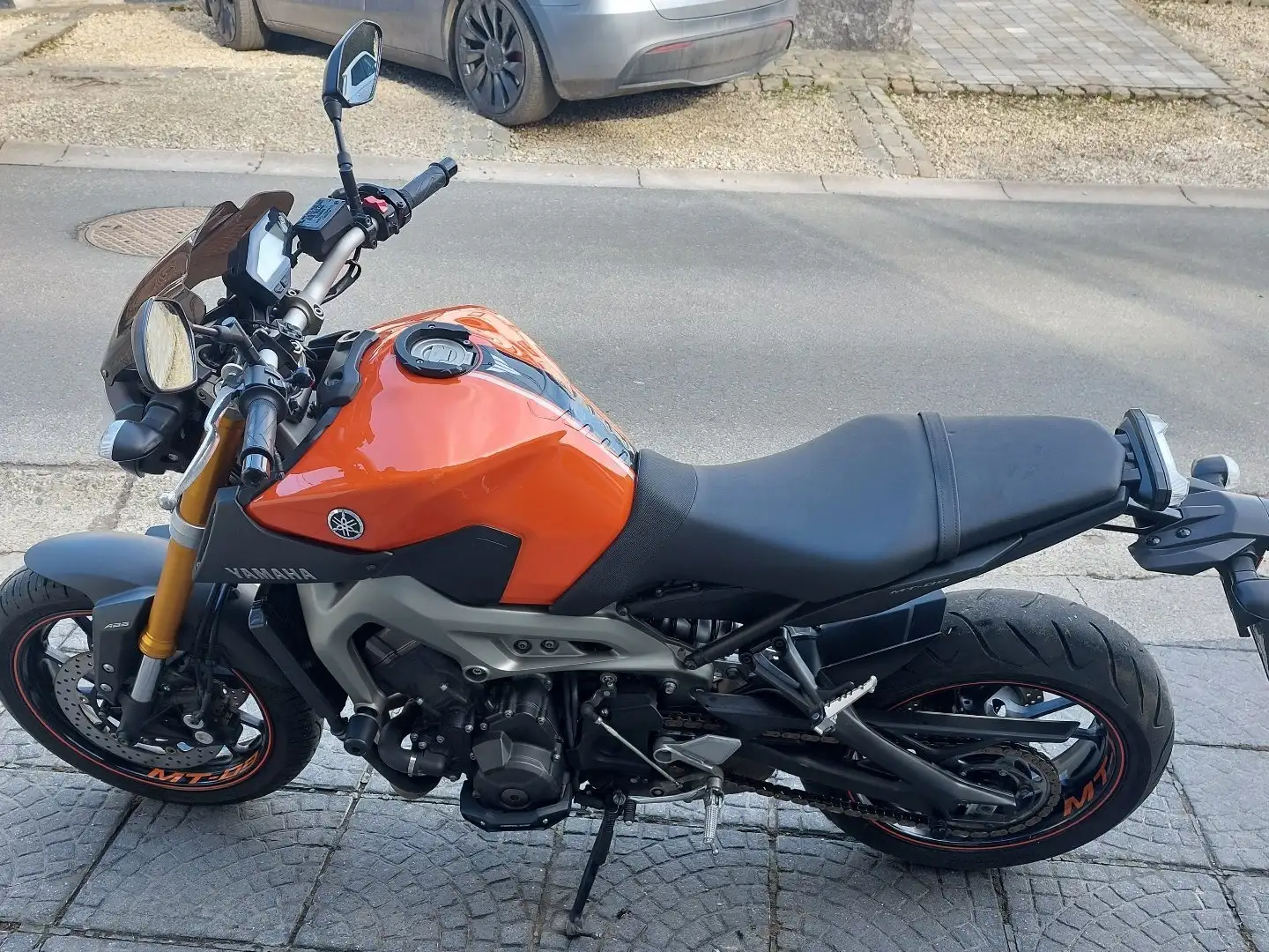 Yamaha MT-09 Narancs - 1