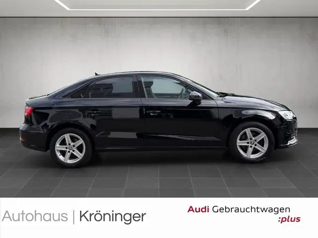 Audi A3 view 4