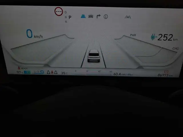 Hyundai Ioniq view 11