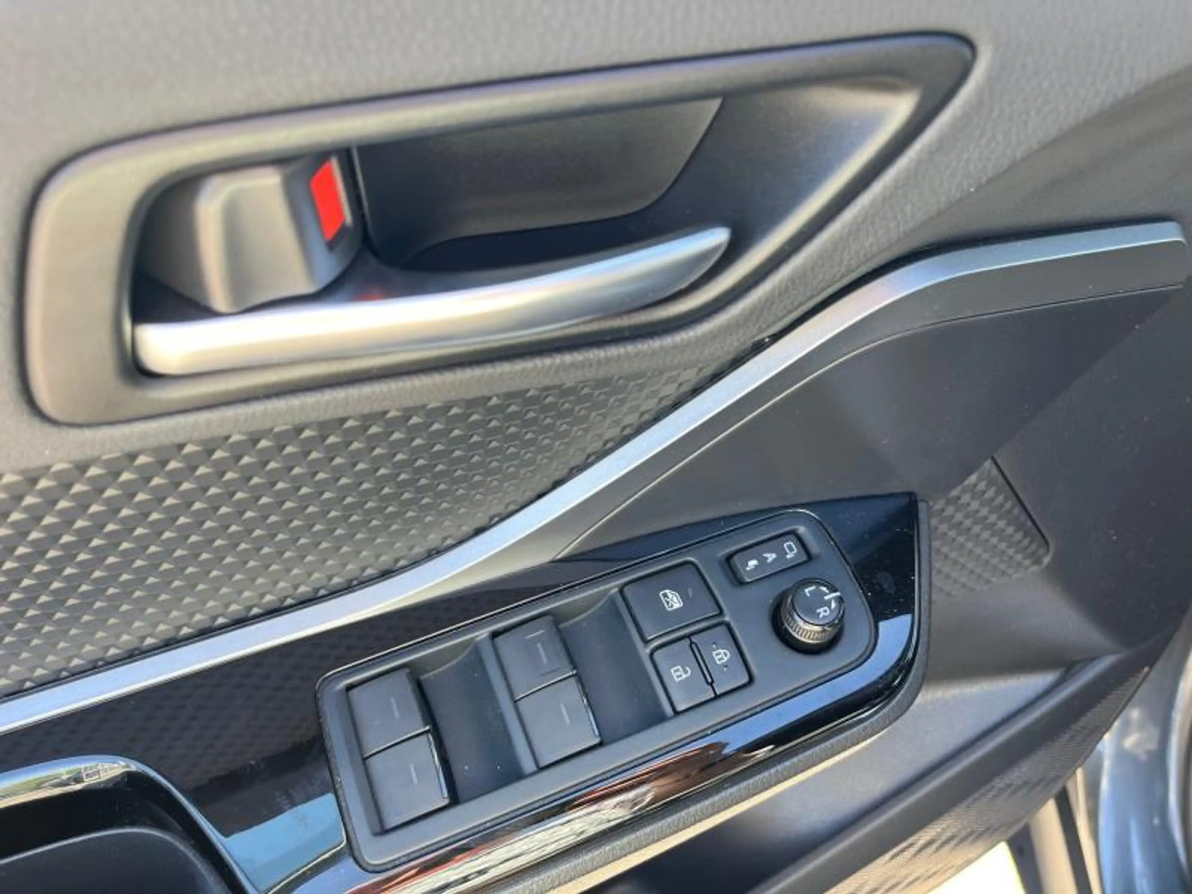 Toyota C-HR 2.0 Hybrid GR SPORT — photo 11