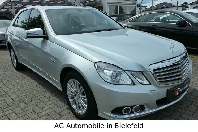 Mercedes-Benz E 200 Limousine  CGI BlueEfficiency