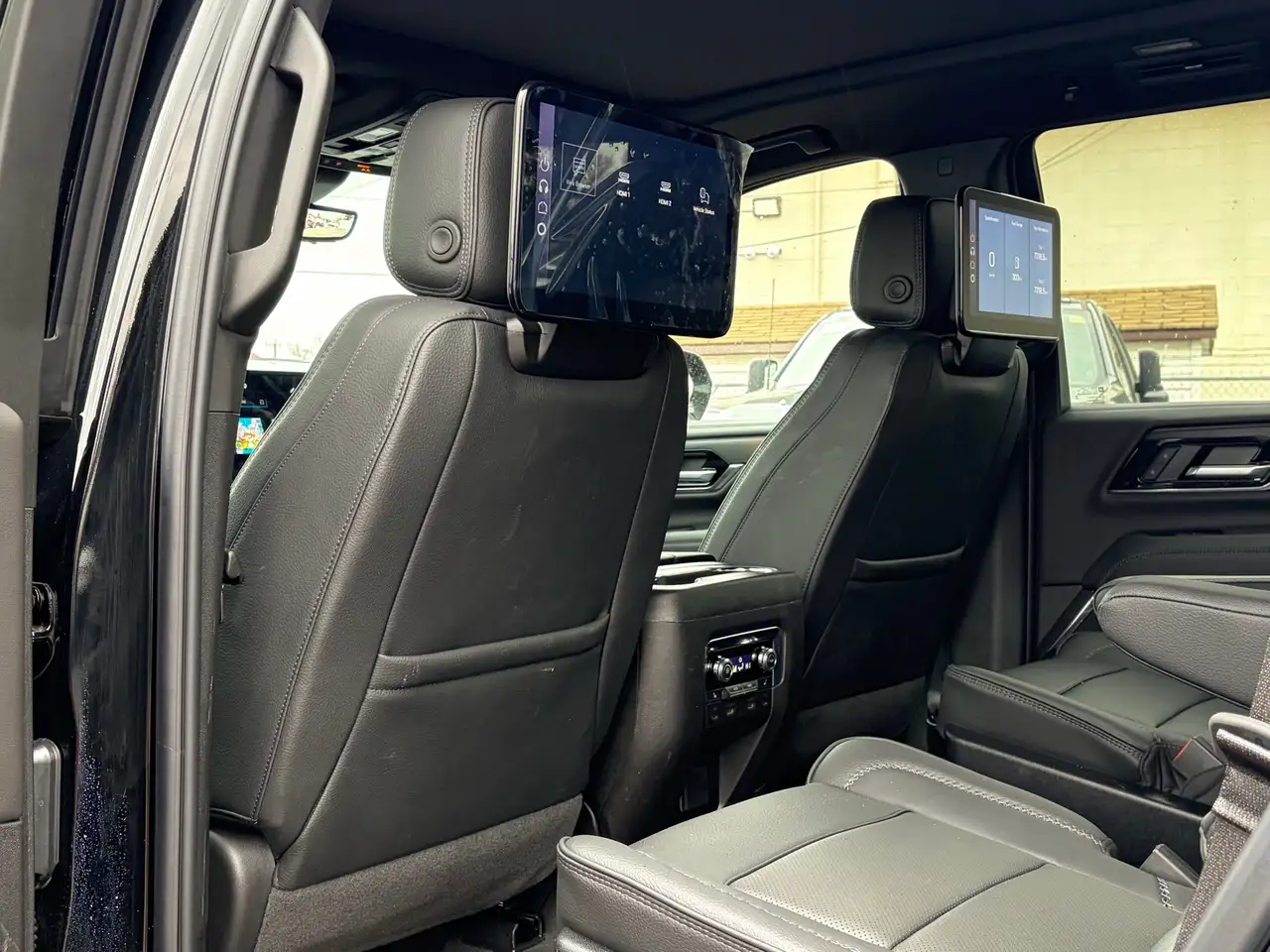 GMC Yukon снимка GMC Yukon