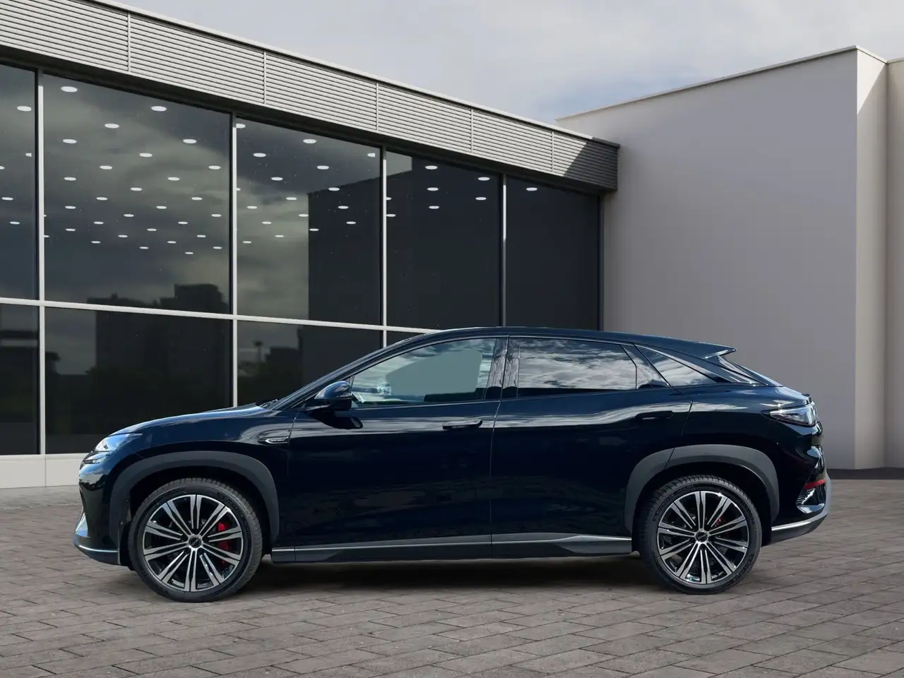 BYD SEALION 7