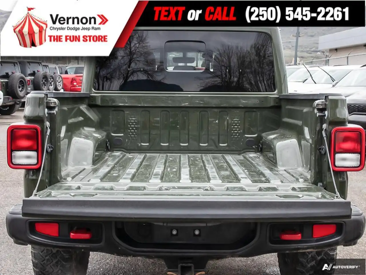Jeep Gladiator снимка Jeep Gladiator