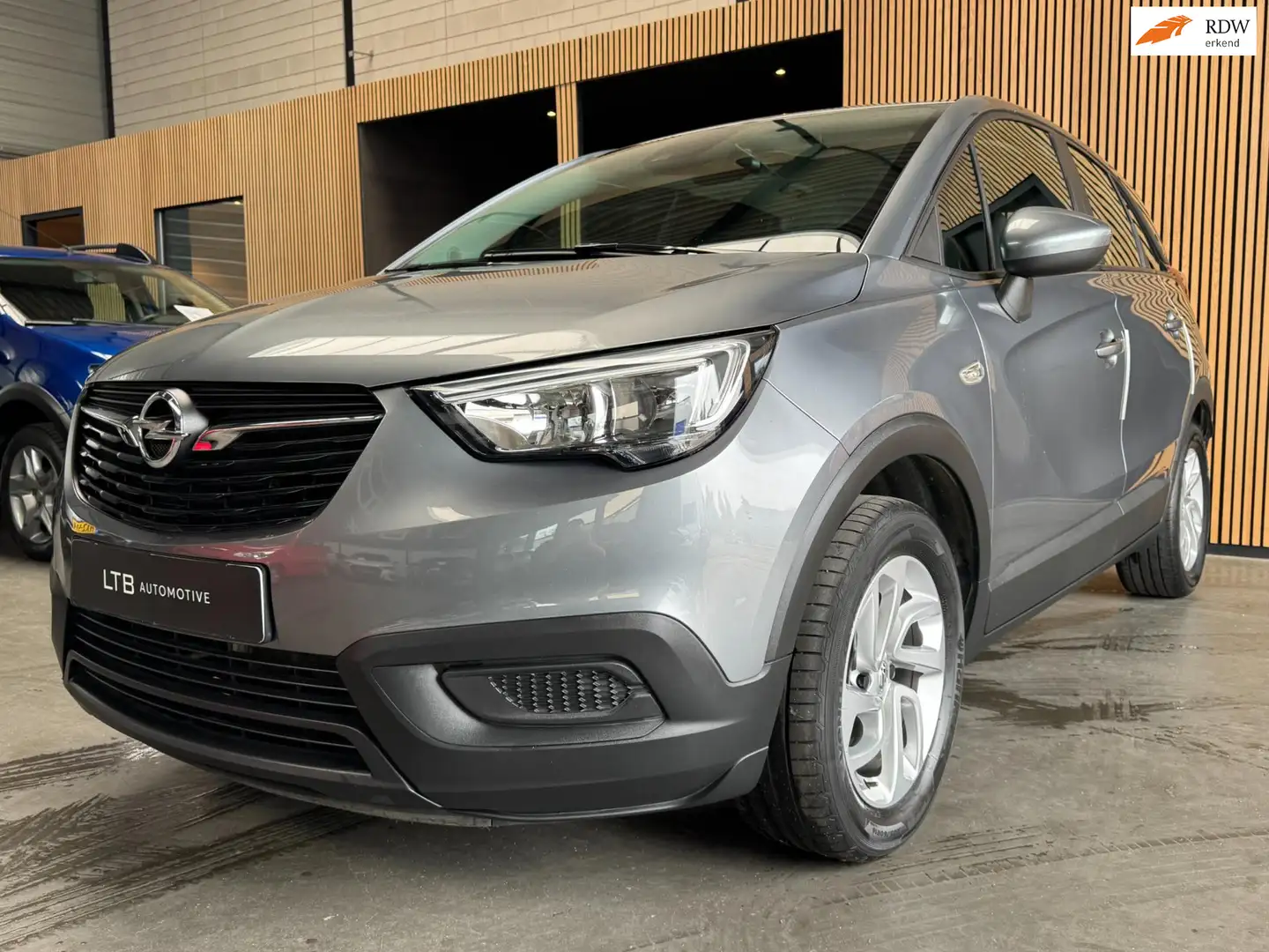 Opel Crossland X 1.2 Turbo Innovation Automaat Airco|Carplay|PDC|AP Grijs - 1