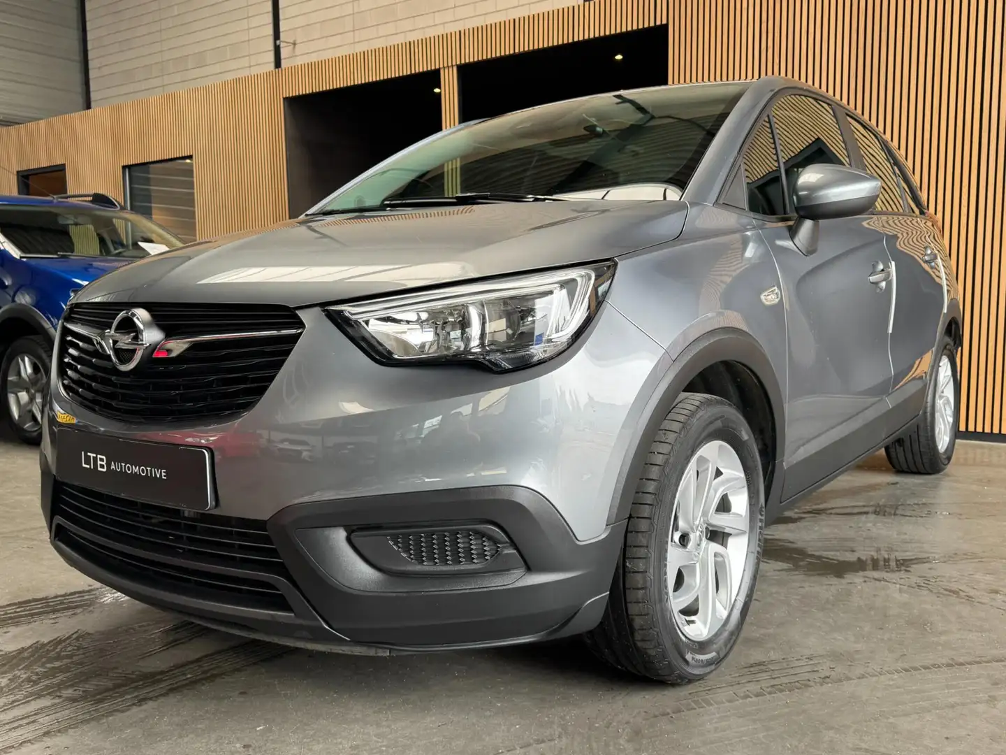 Opel Crossland X 1.2 Turbo Innovation Automaat Airco|Carplay|PDC|AP Grau - 1