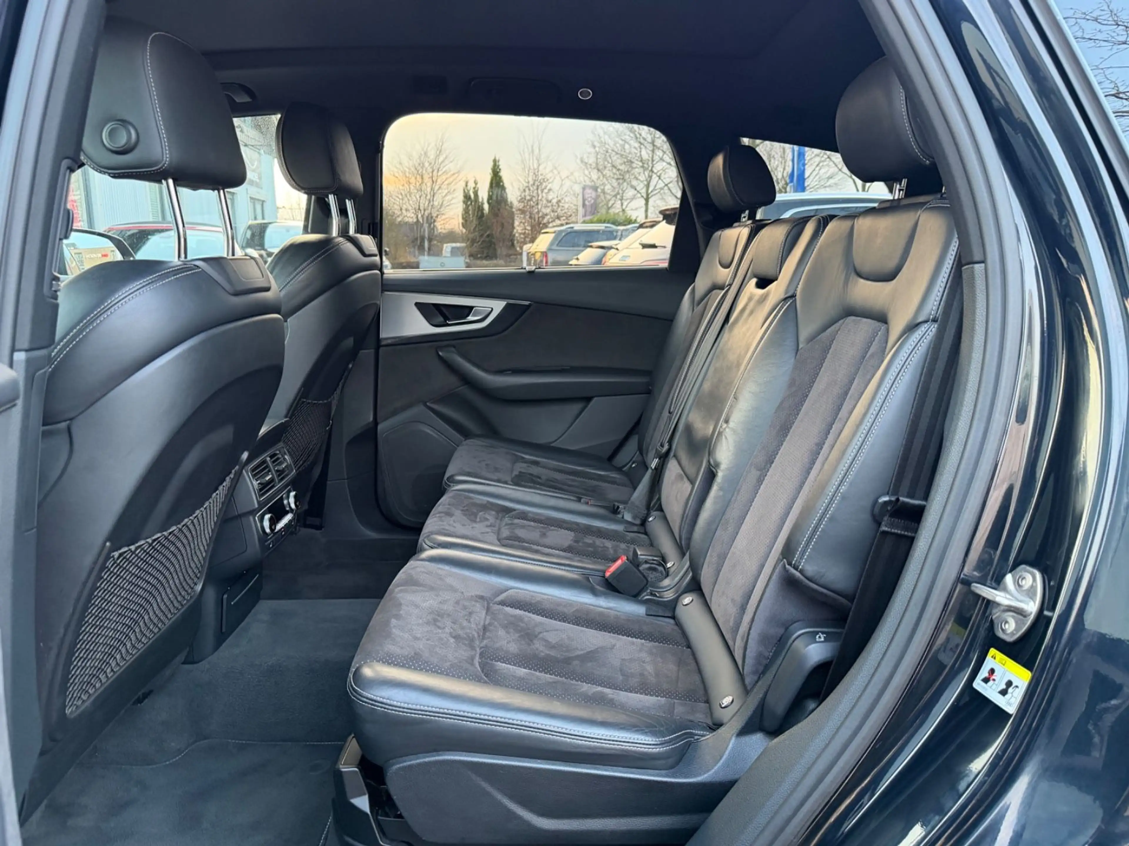 Audi Q7 3.0 TDI  S line Xenon+ Memory 7-Sitze *PANO* — photo 15
