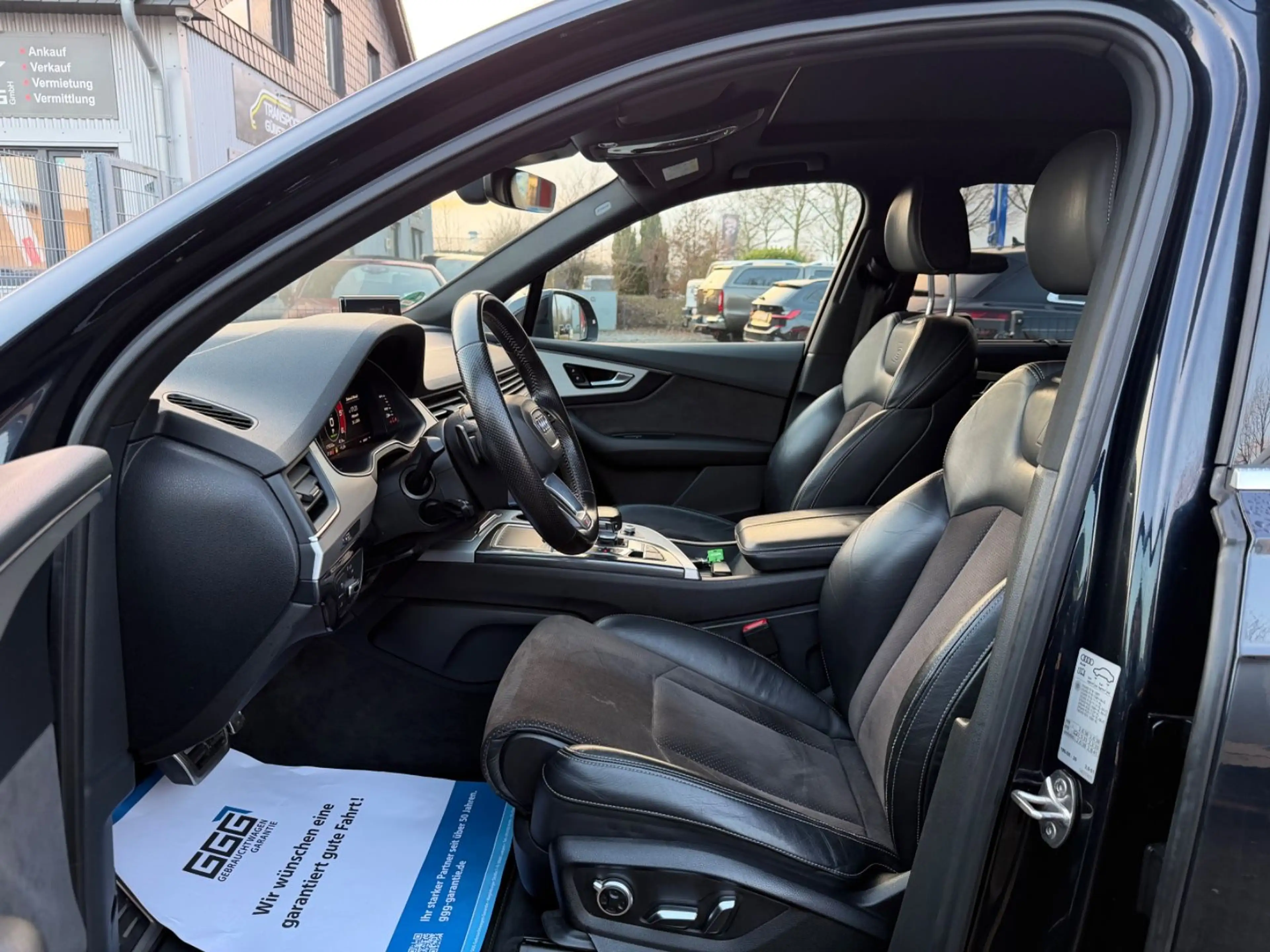Audi Q7 3.0 TDI  S line Xenon+ Memory 7-Sitze *PANO* — photo 8