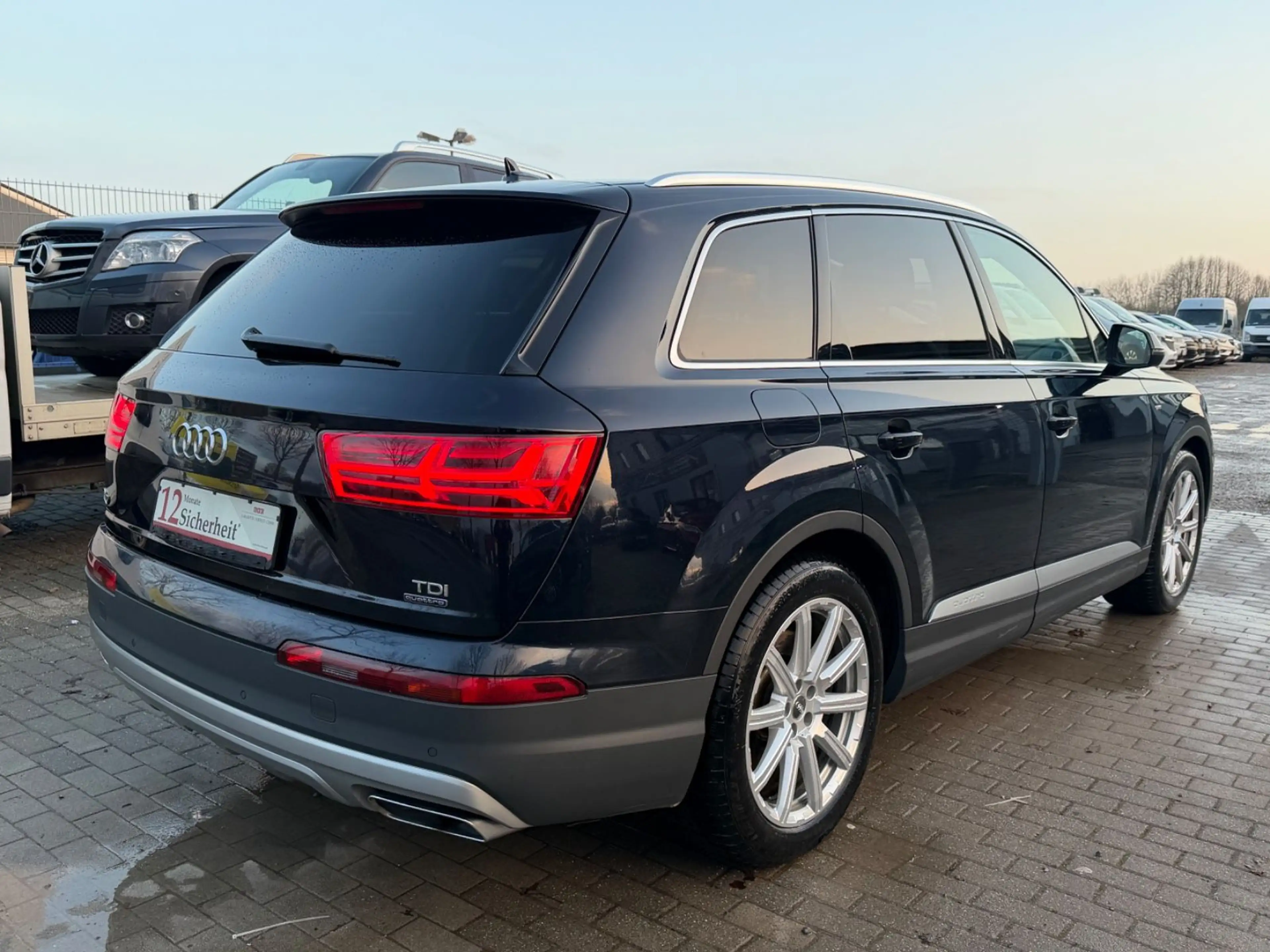 Audi Q7 3.0 TDI  S line Xenon+ Memory 7-Sitze *PANO* — photo 5