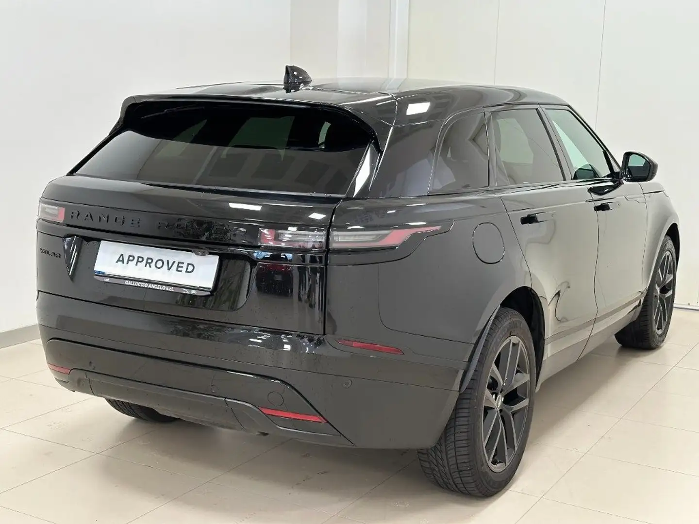 Land Rover Range Rover Velar 2.0D I4 204 CV S Nero - 2