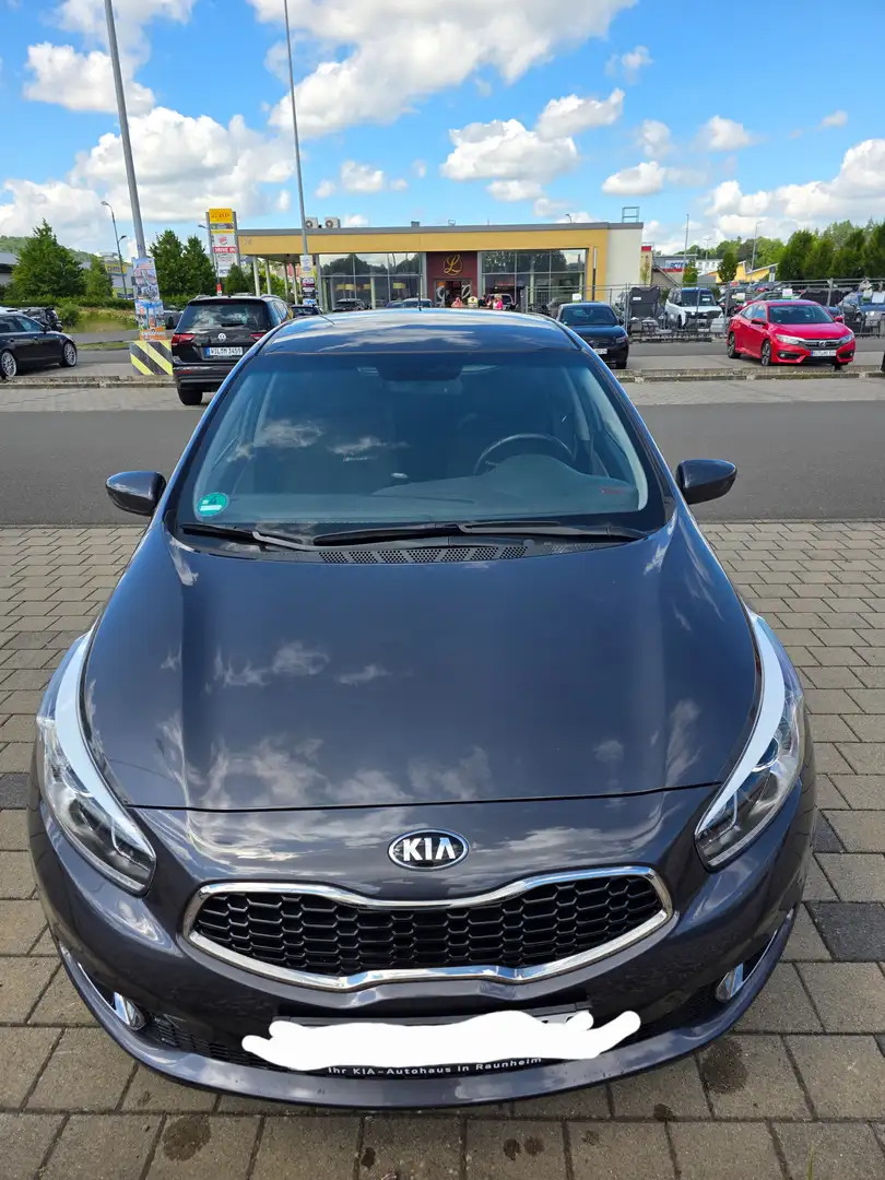 Kia Ceed / cee'd Ceed 1.4 CVVT Dream Team Edition Gris - 2