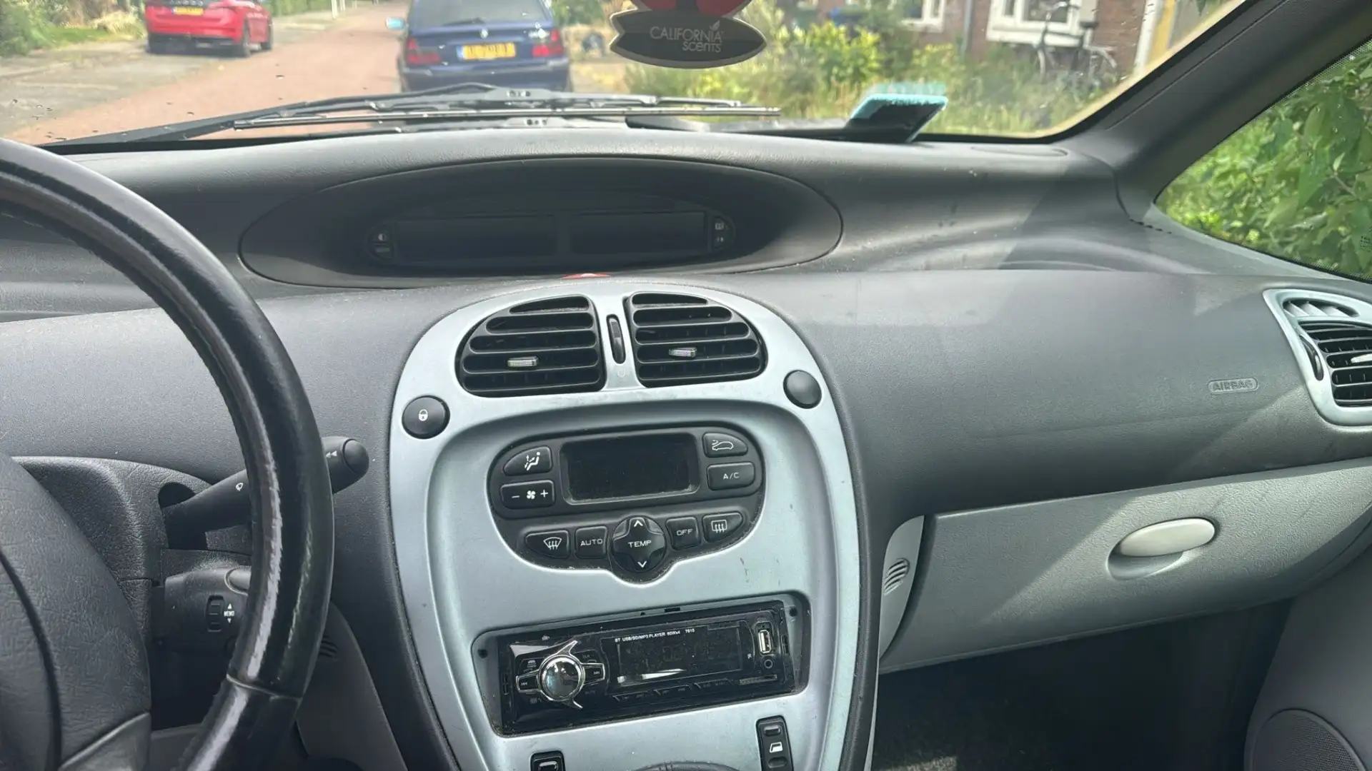 Citroen Xsara Picasso 1.8i-16V Différence2 Gris - 2