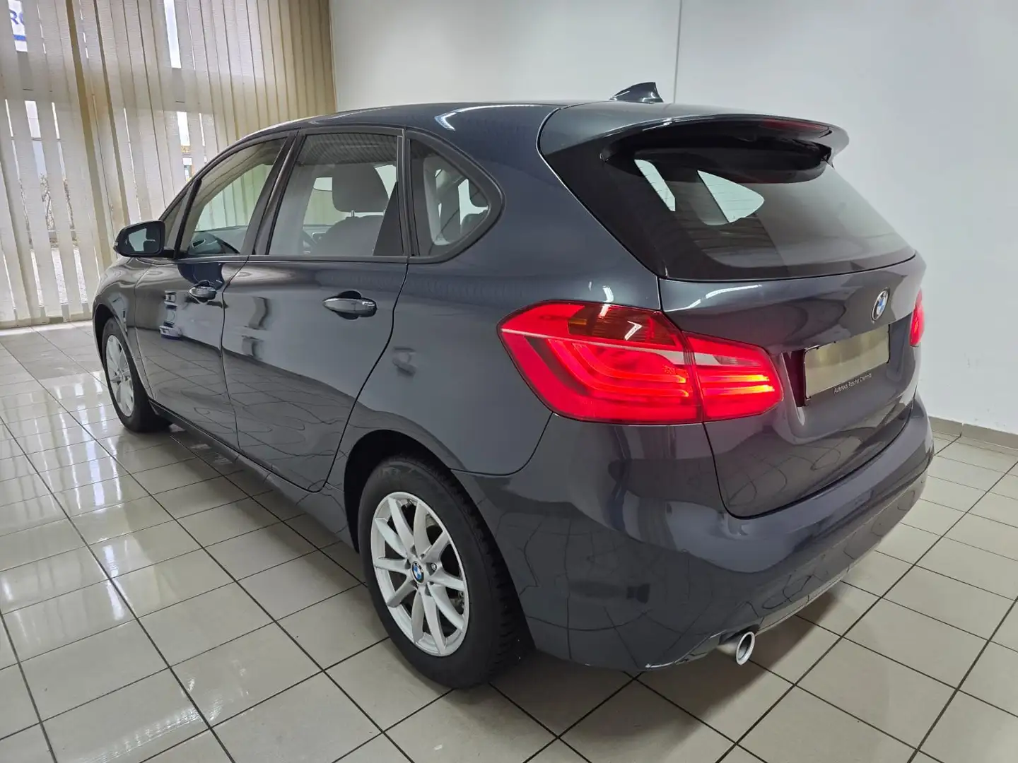 BMW 218 i Active Tourer LED Telefon Sitzheizung PDC Gris - 2