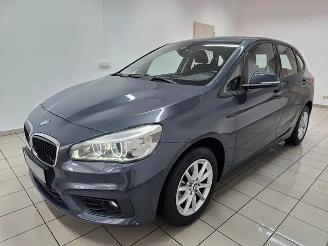 BMW 218 i Active Tourer LED Telefon Sitzheizung PDC