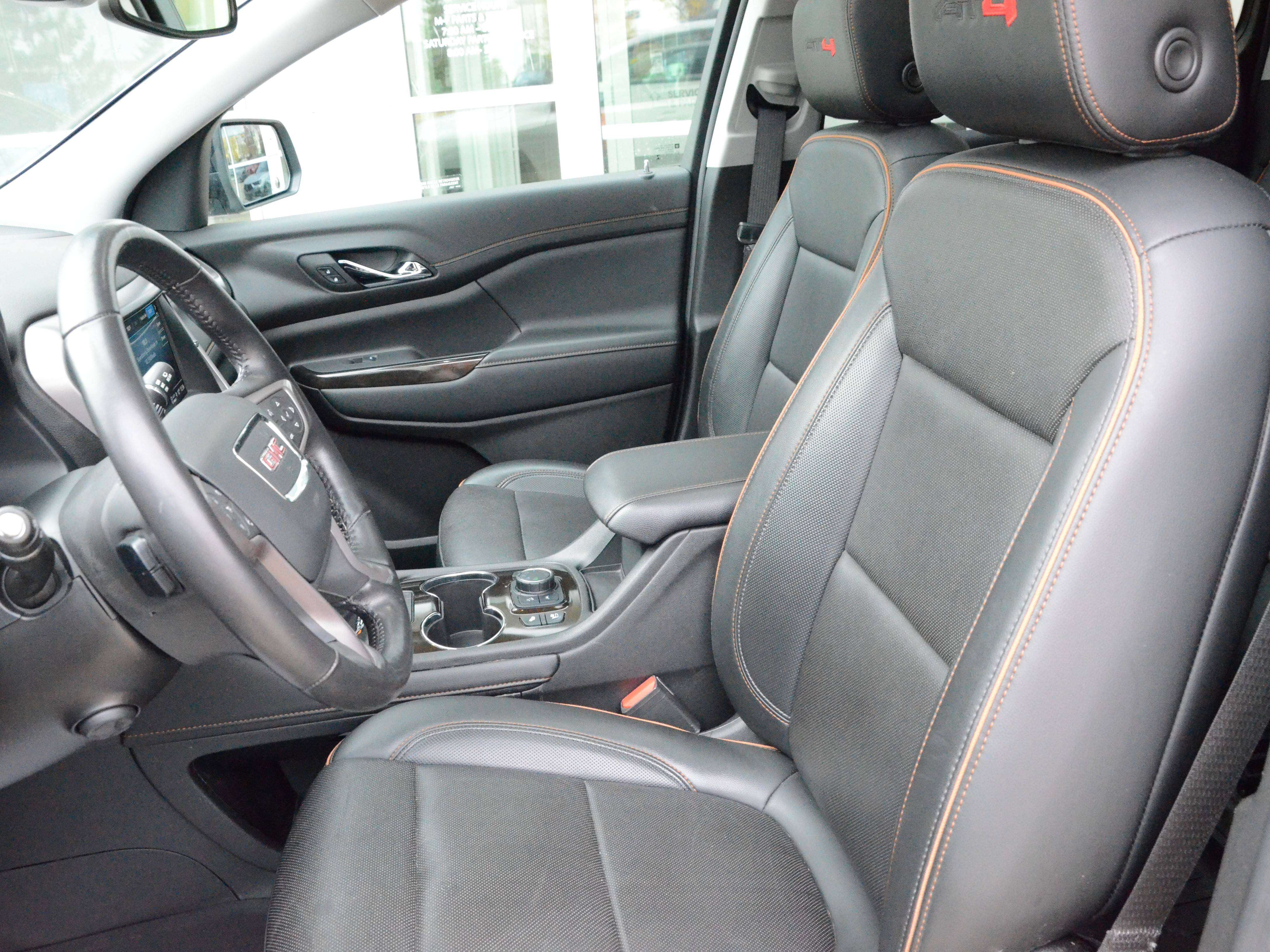 2022 GMC Acadia