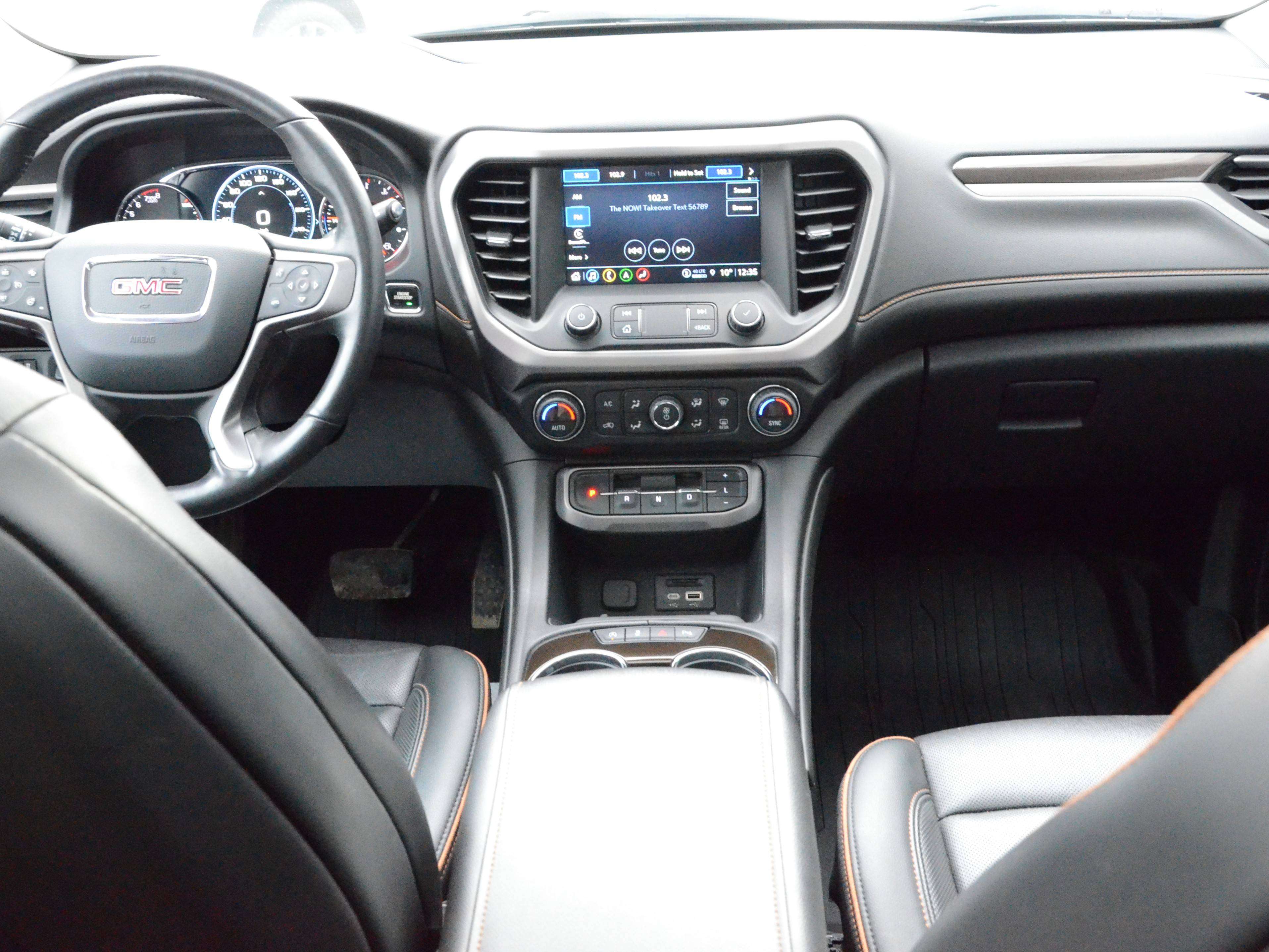 2022 GMC Acadia