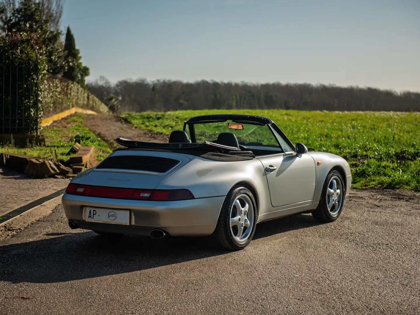 Porsche 993 Cabrio 3.6 Carrera 4 Varioram C07 TUTTO NUOVO Argent - 2