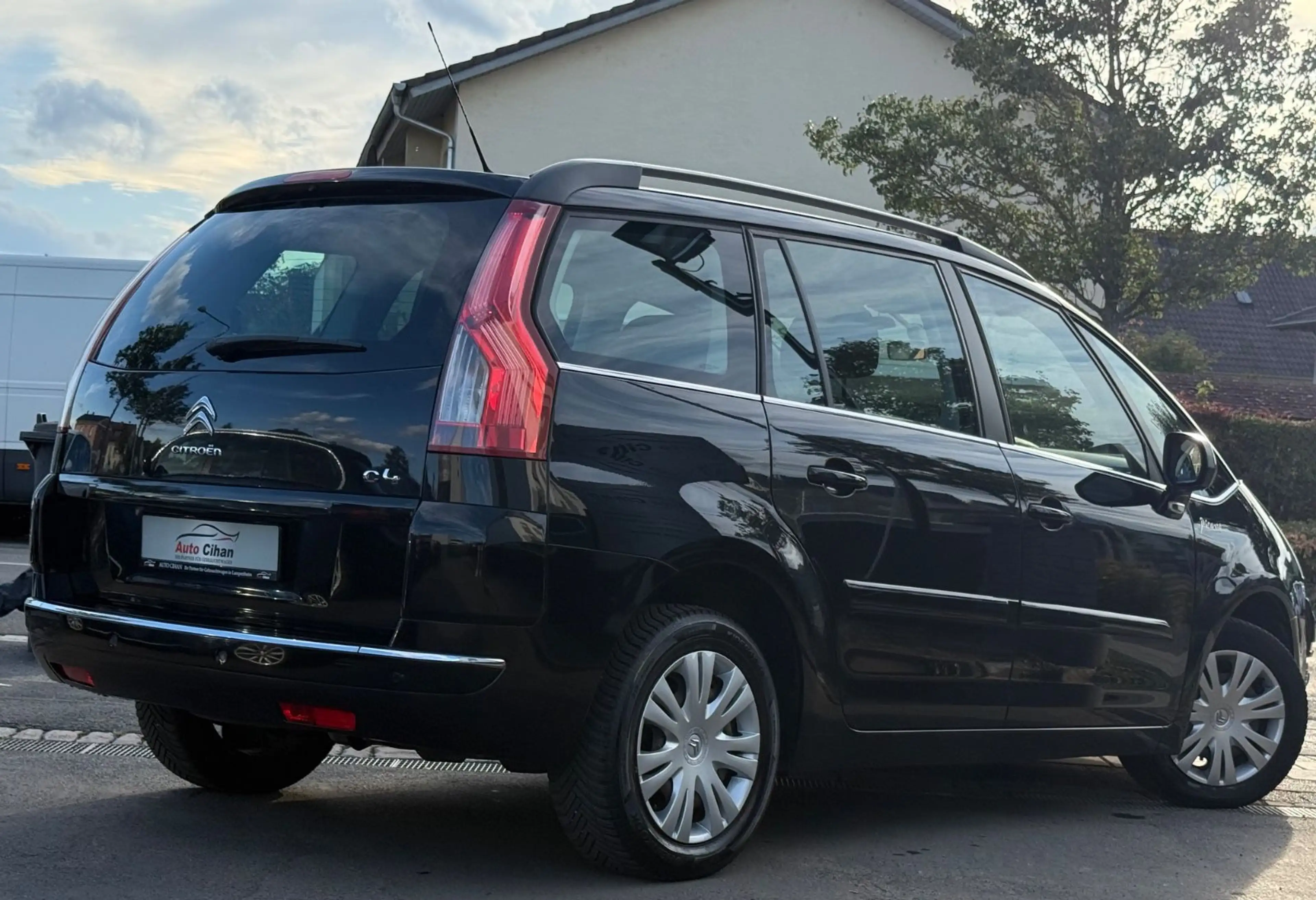 Citroen Grand C4 Picasso Tendance 7-SITZE! TÜVNEU! TOP! — photo 9