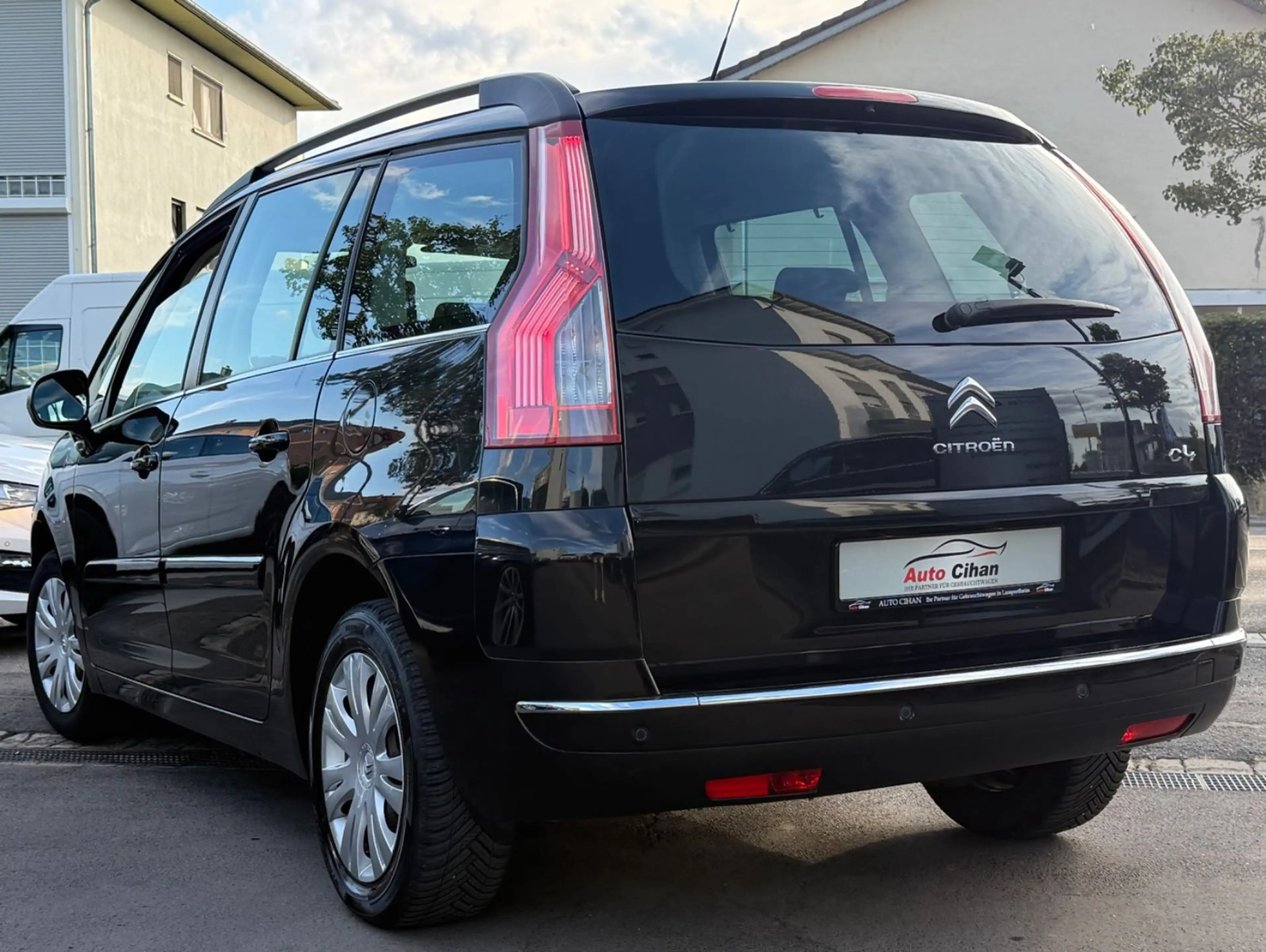 Citroen Grand C4 Picasso Tendance 7-SITZE! TÜVNEU! TOP! — photo 7