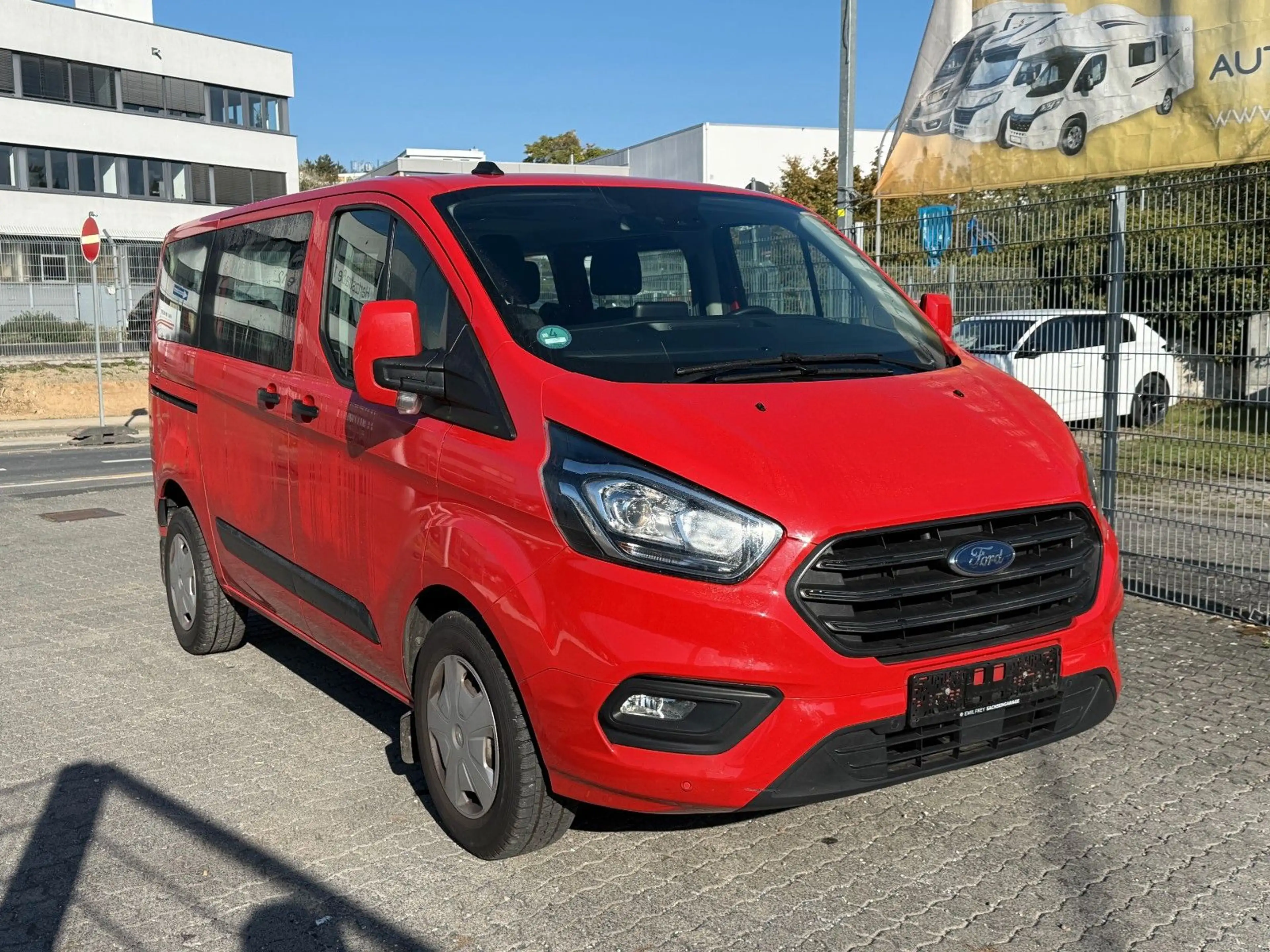 Ford Transit Custom 9-Sitze Klima CarPlay Navi Assist — photo 3