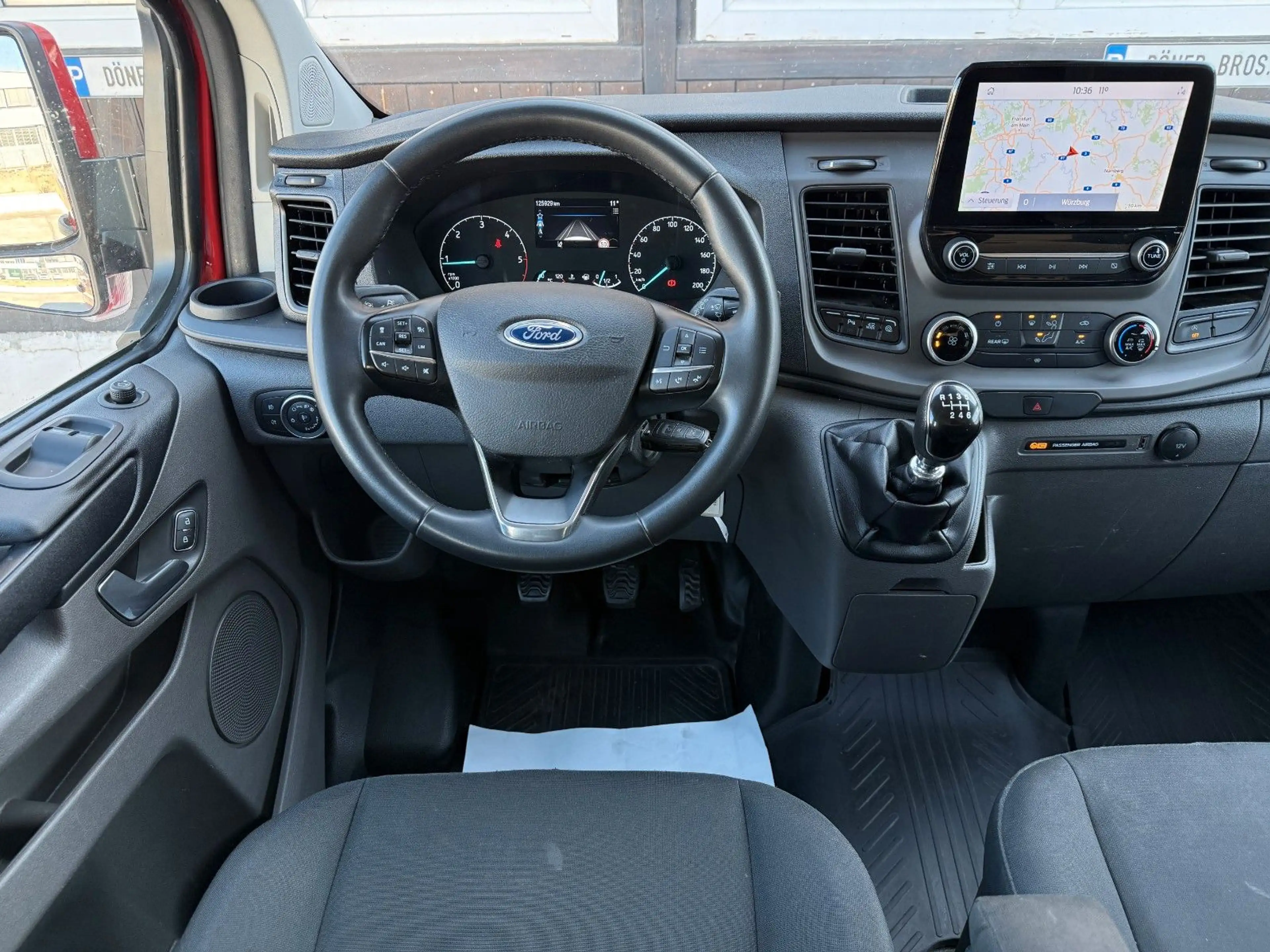 Ford Transit Custom 9-Sitze Klima CarPlay Navi Assist — photo 11