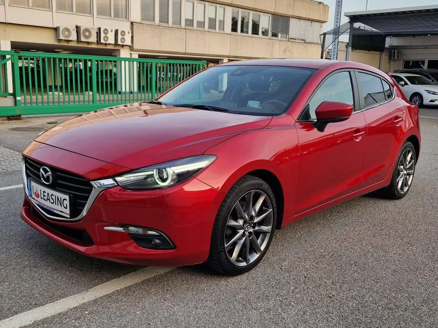 Mazda 3 Mazda 3 Sport G120 Takumi Takumi Rot - 1