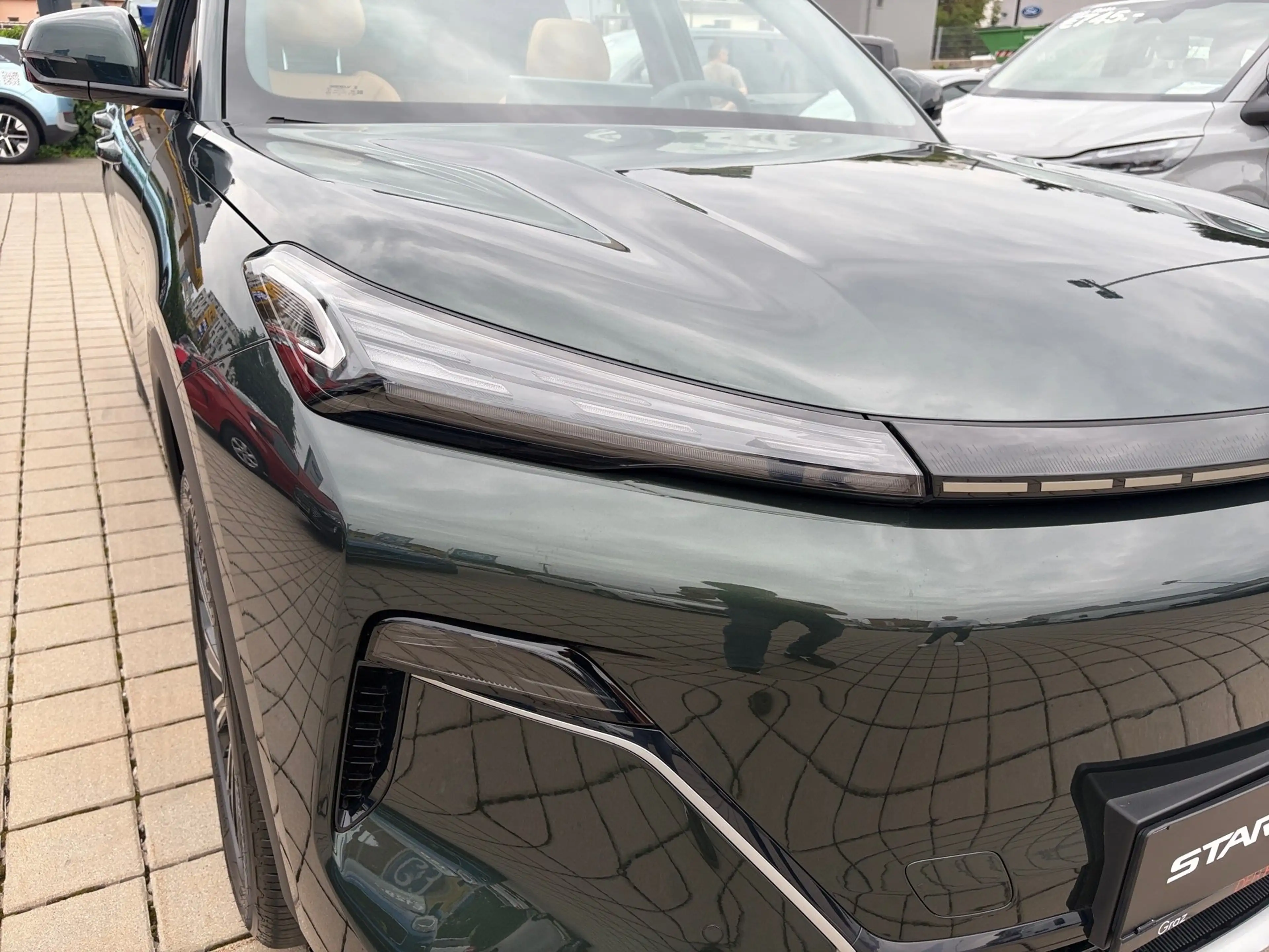 Geely Starray EM-i Max+ — photo 9