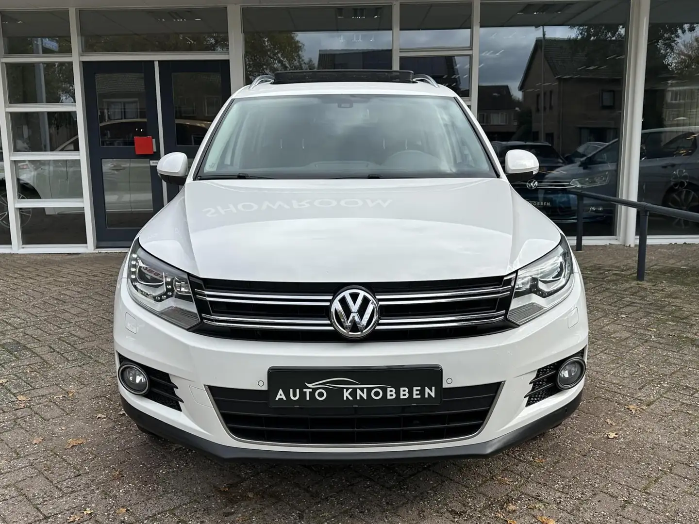 Volkswagen Tiguan 1.4 TSI Sport&Style 4Motion Xenon/Led, Pano, Leer, Wit - 2