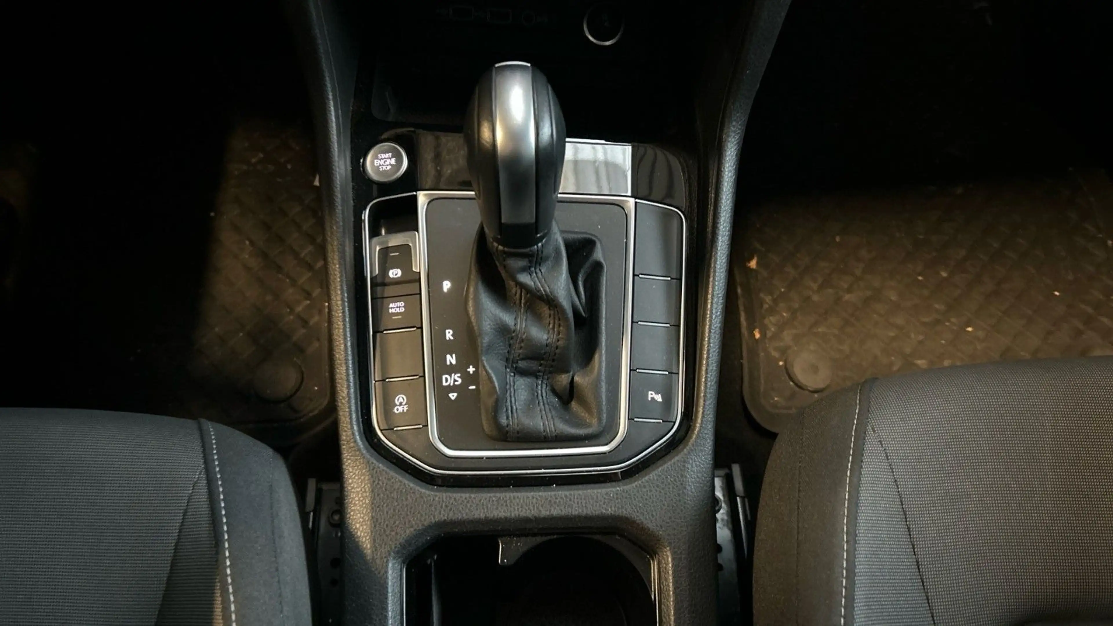Volkswagen Golf Sportsvan VII Highline T.Leder Navi RFK ACC — photo 13