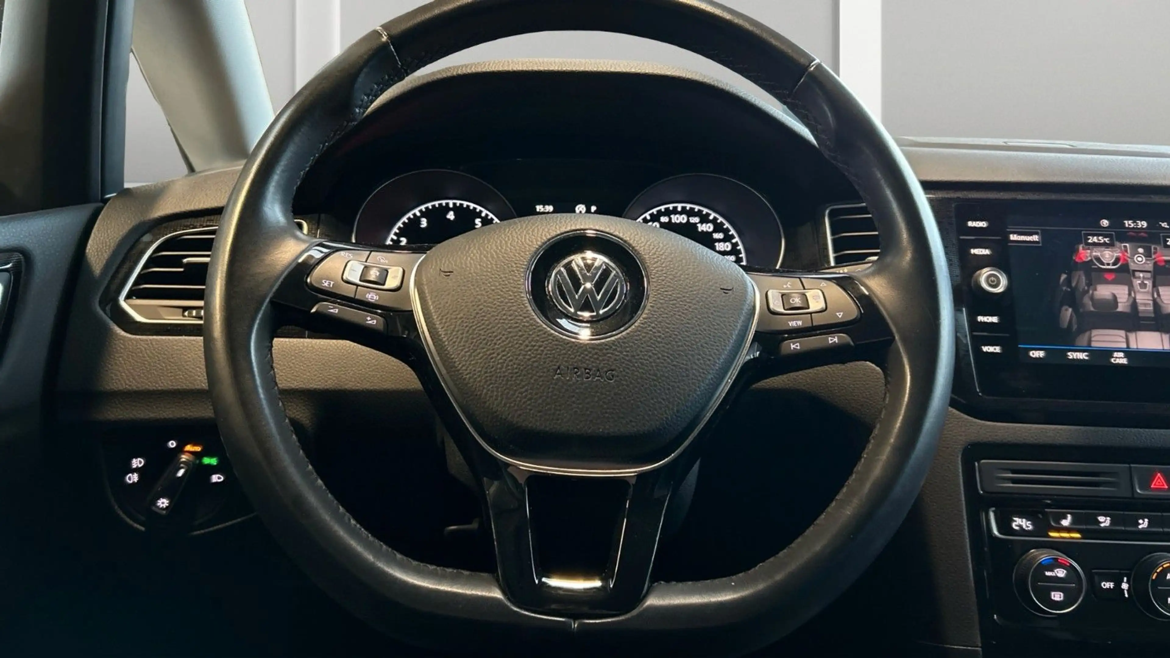 Volkswagen Golf Sportsvan VII Highline T.Leder Navi RFK ACC — photo 10