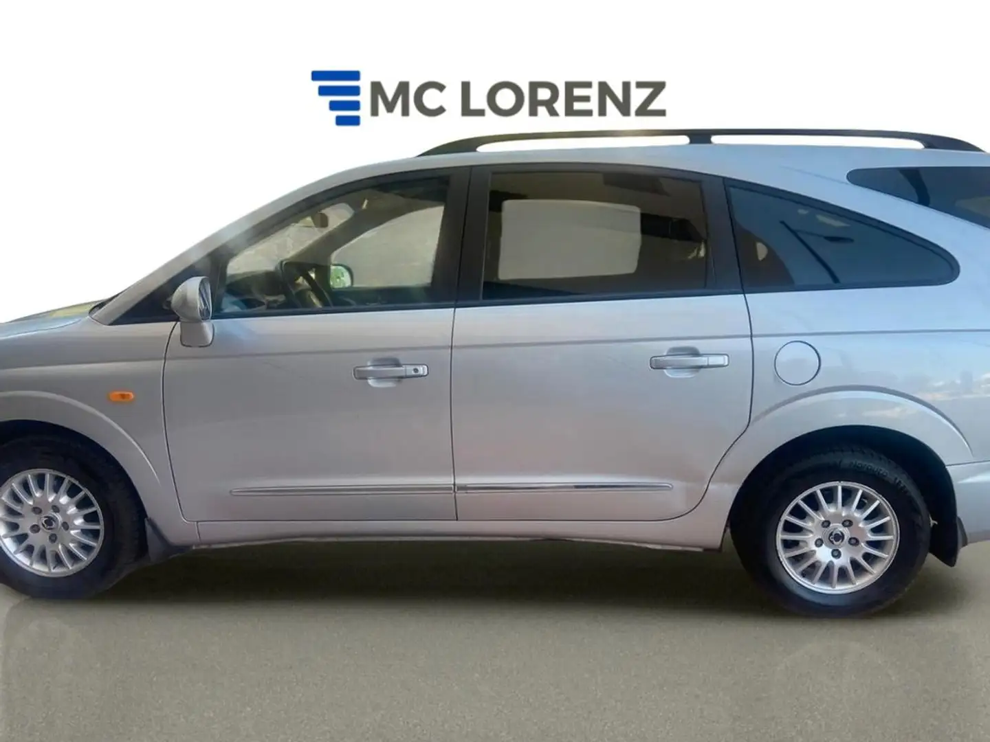 SsangYong Rodius 270Xdi Gri - 2