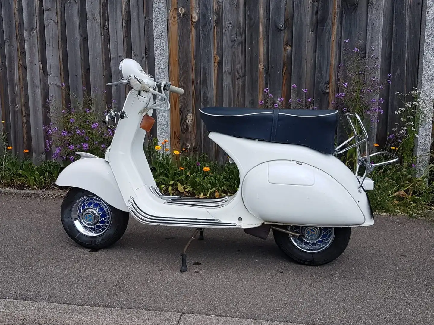 Vespa 150 Blanc - 2