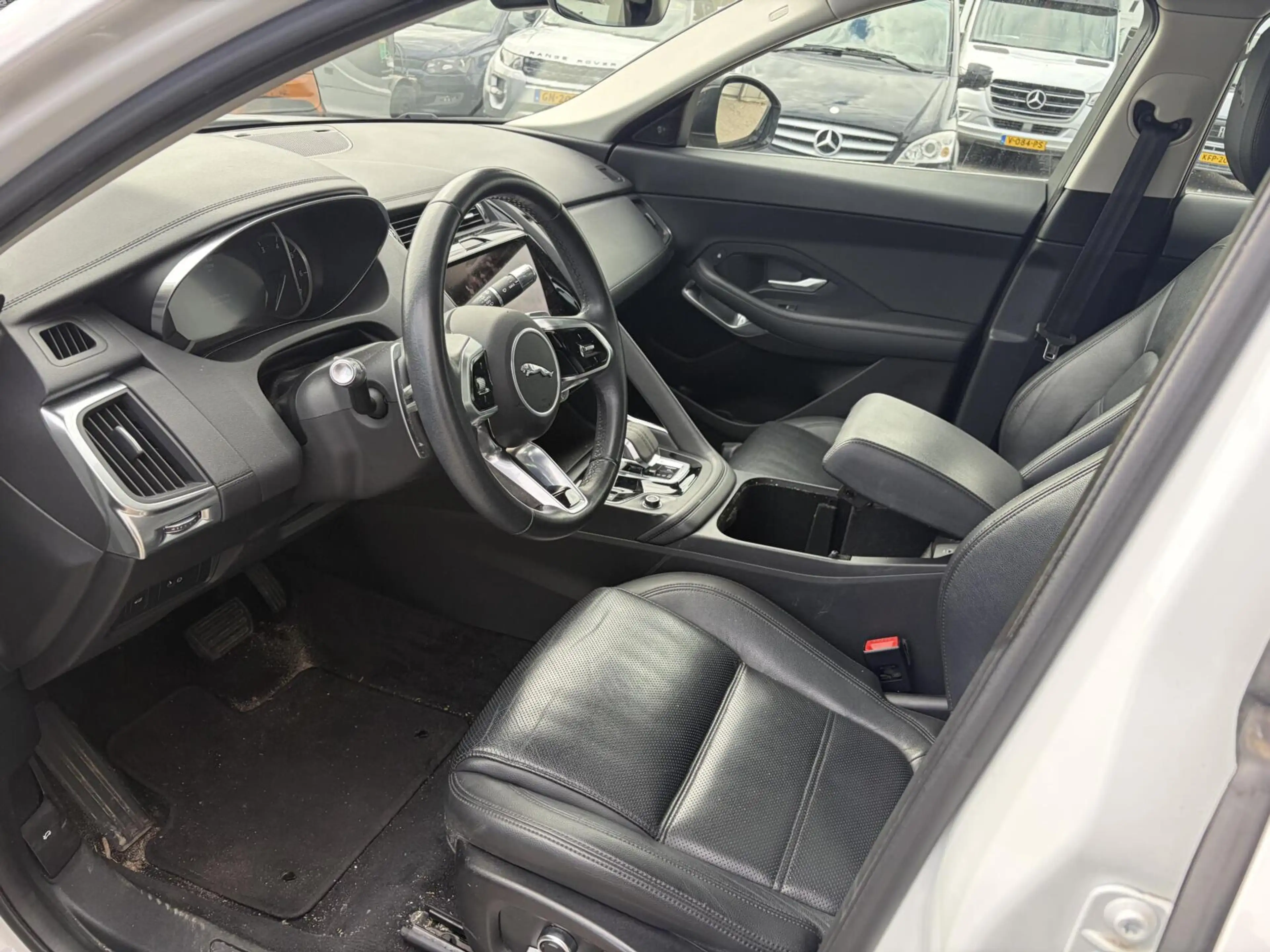 Jaguar E-Pace 1.5 P160 S Launch Edition Motor defect !! — photo 10