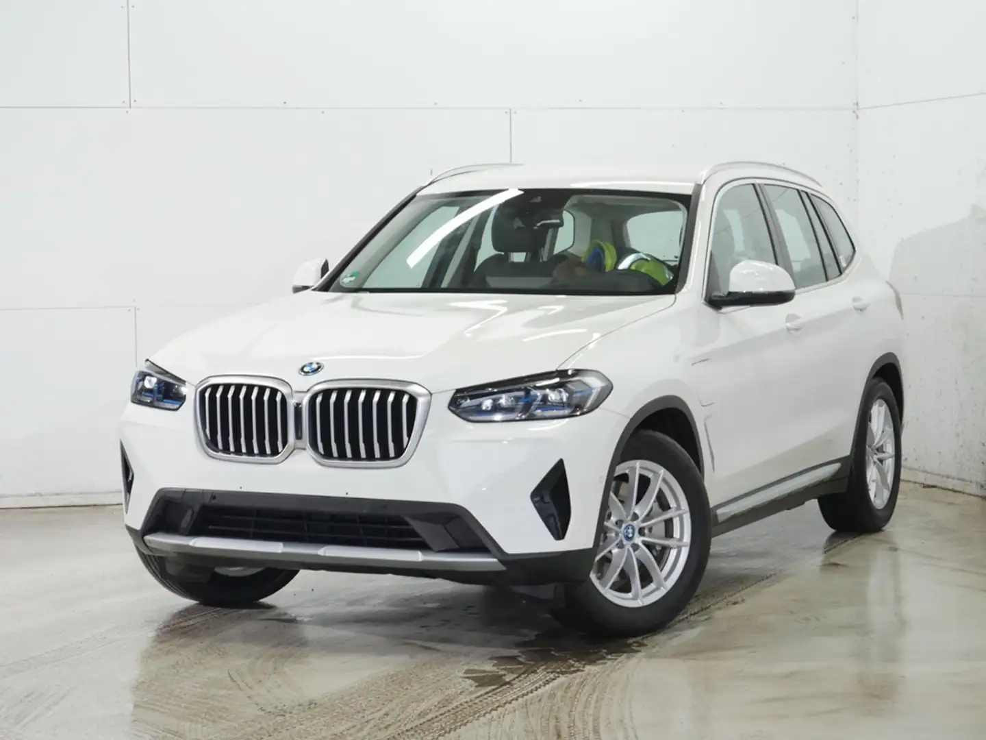 BMW X3 xDrive30e AT Innovationsp. Aut. Klimaaut. AHK Weiß - 2