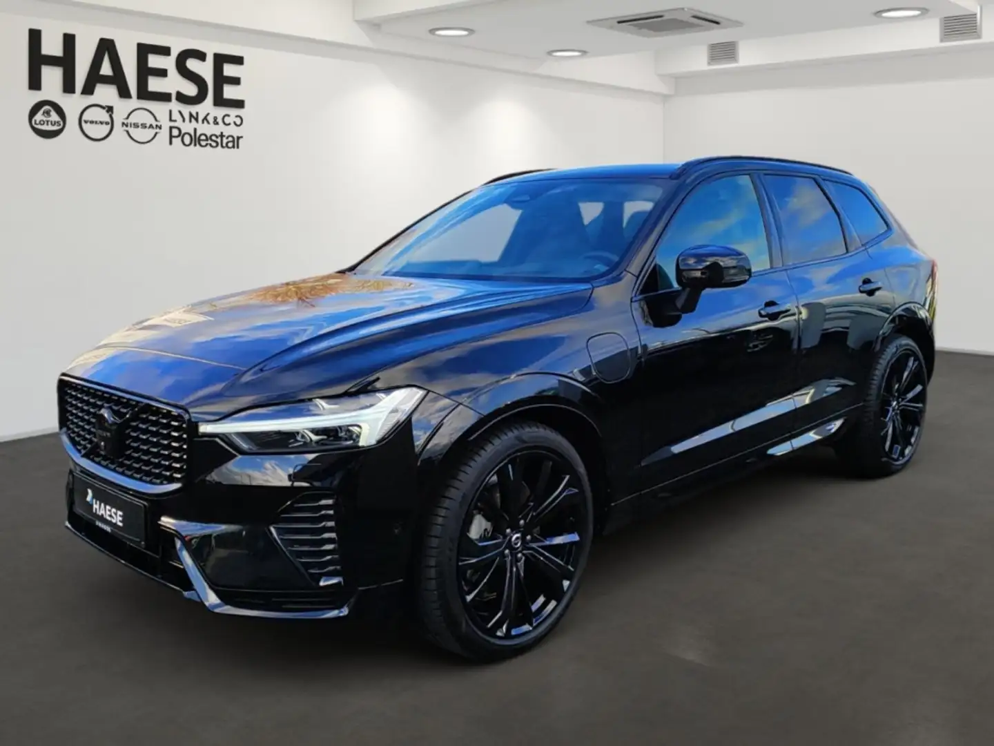 Volvo XC60 T8 Ultra Black Edition Recharge Plug-In Hybrid AWD Schwarz - 1