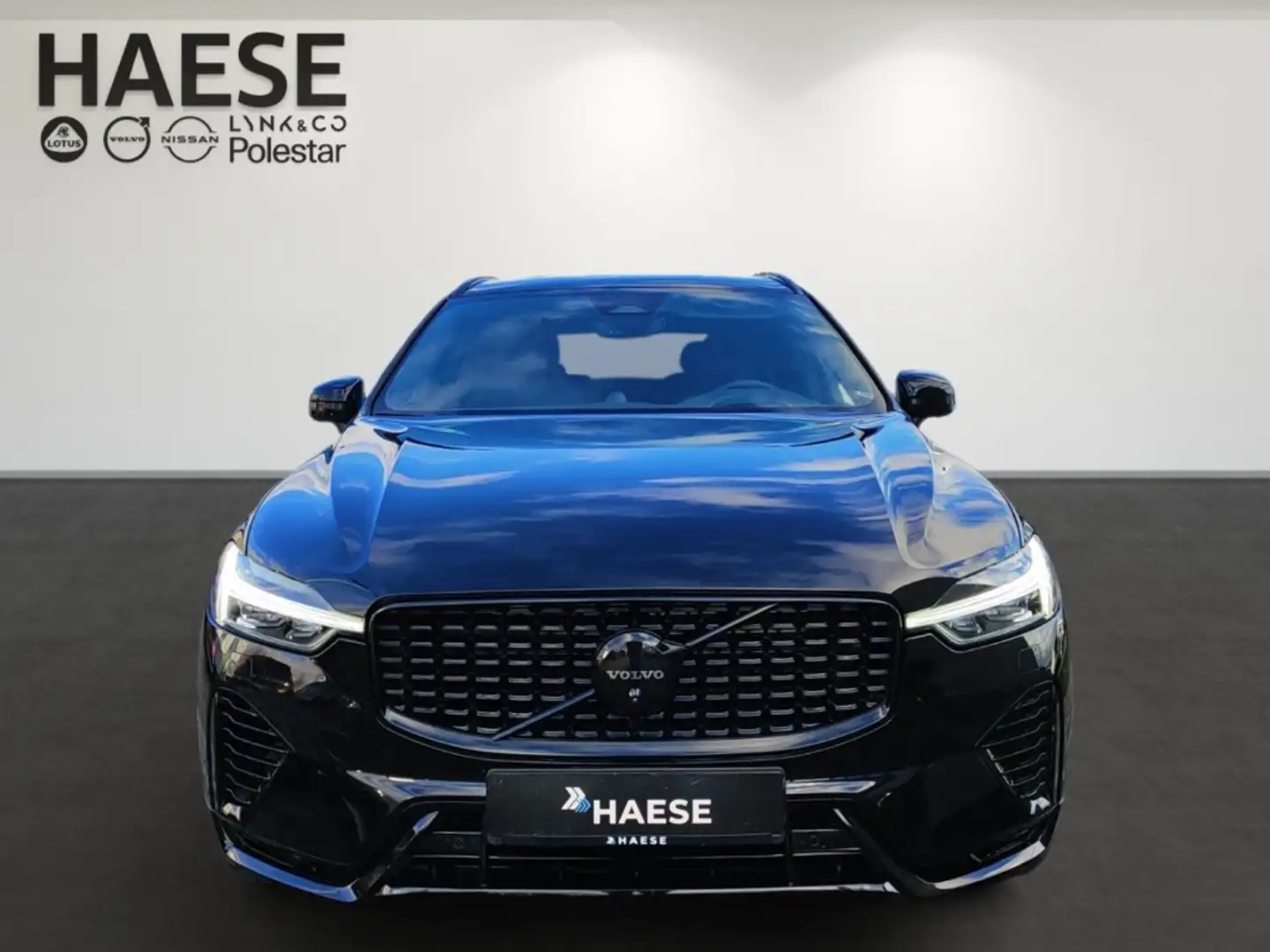 Volvo XC60 T8 Ultra Black Edition Recharge Plug-In Hybrid AWD Schwarz - 2