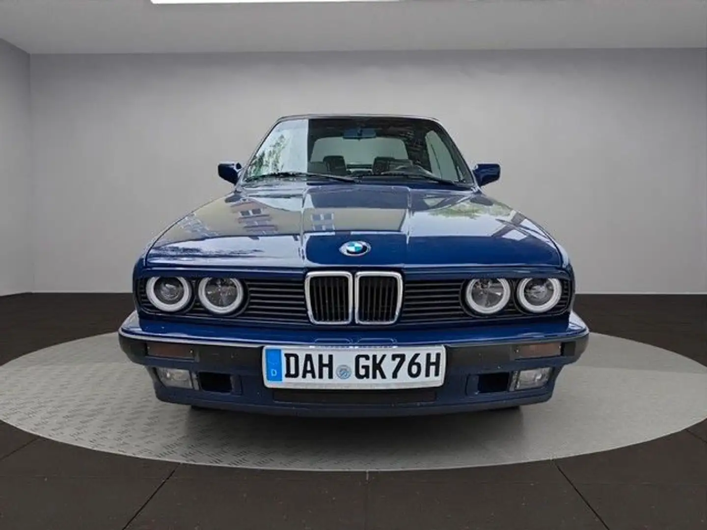 BMW 320 i Cabrio Leder SHZ H-Zulassung Liebhaberstück Blau - 2