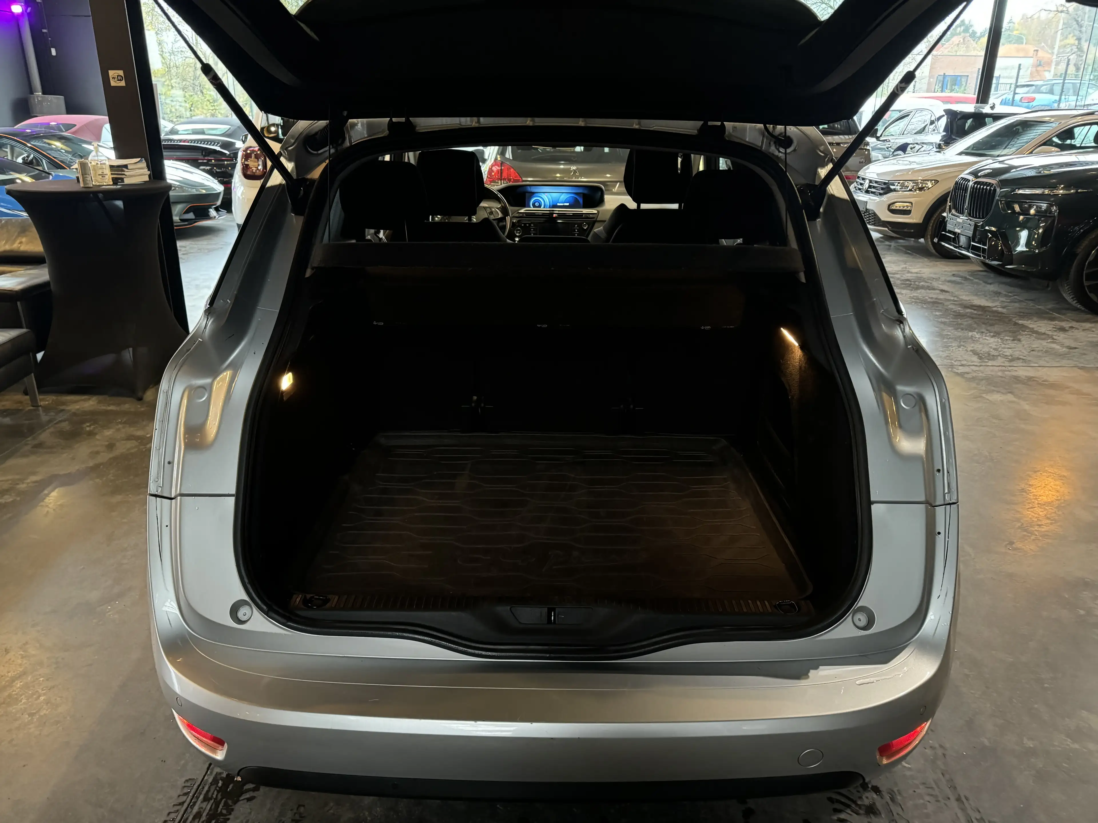 Citroen C4 Picasso 1.2 - A/C - MEDIA/TEL - NAVI - START&STOP -LIM/REG — photo 8