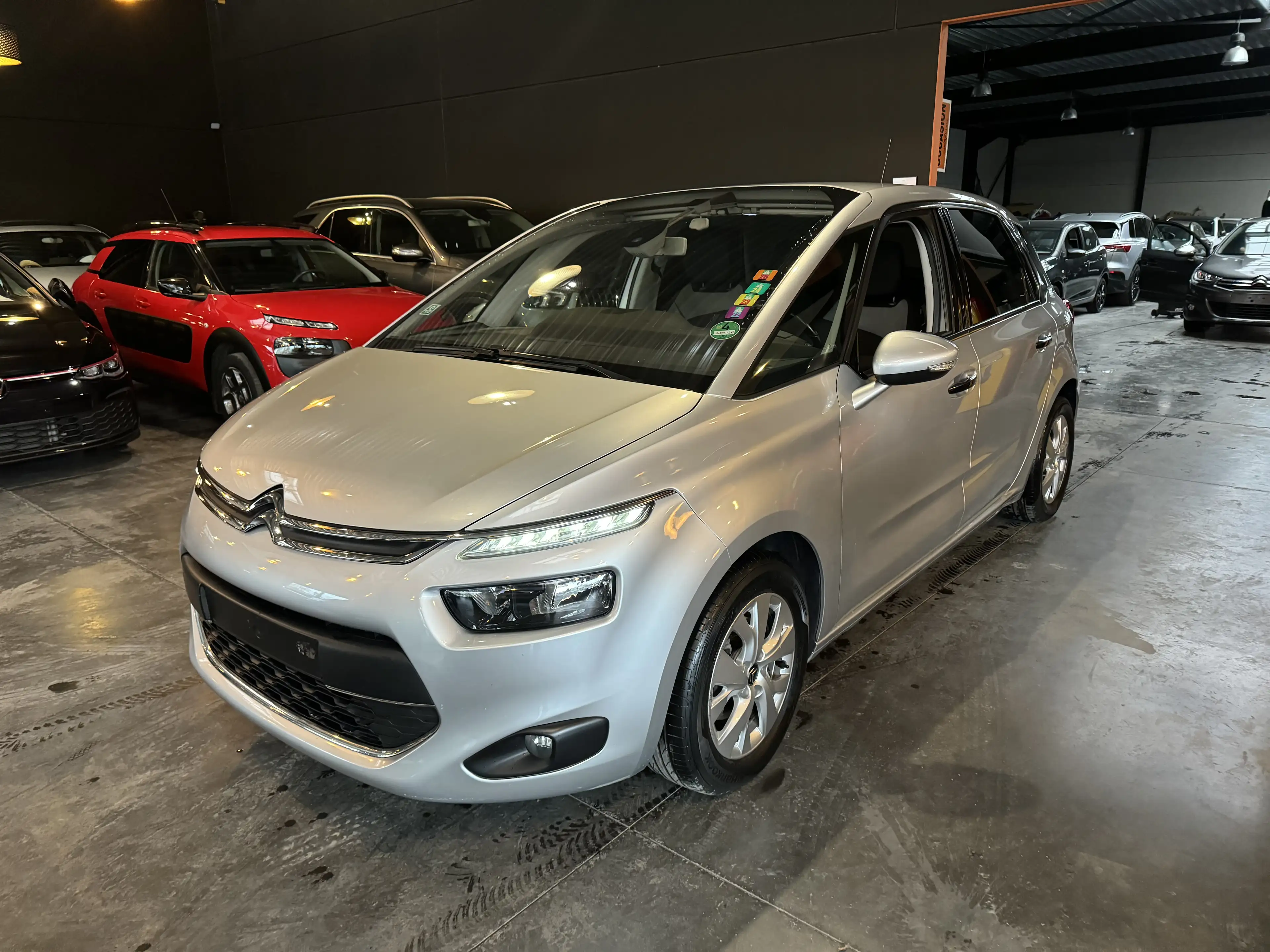 Citroen C4 Picasso 1.2 - A/C - MEDIA/TEL - NAVI - START&STOP -LIM/REG — photo 4
