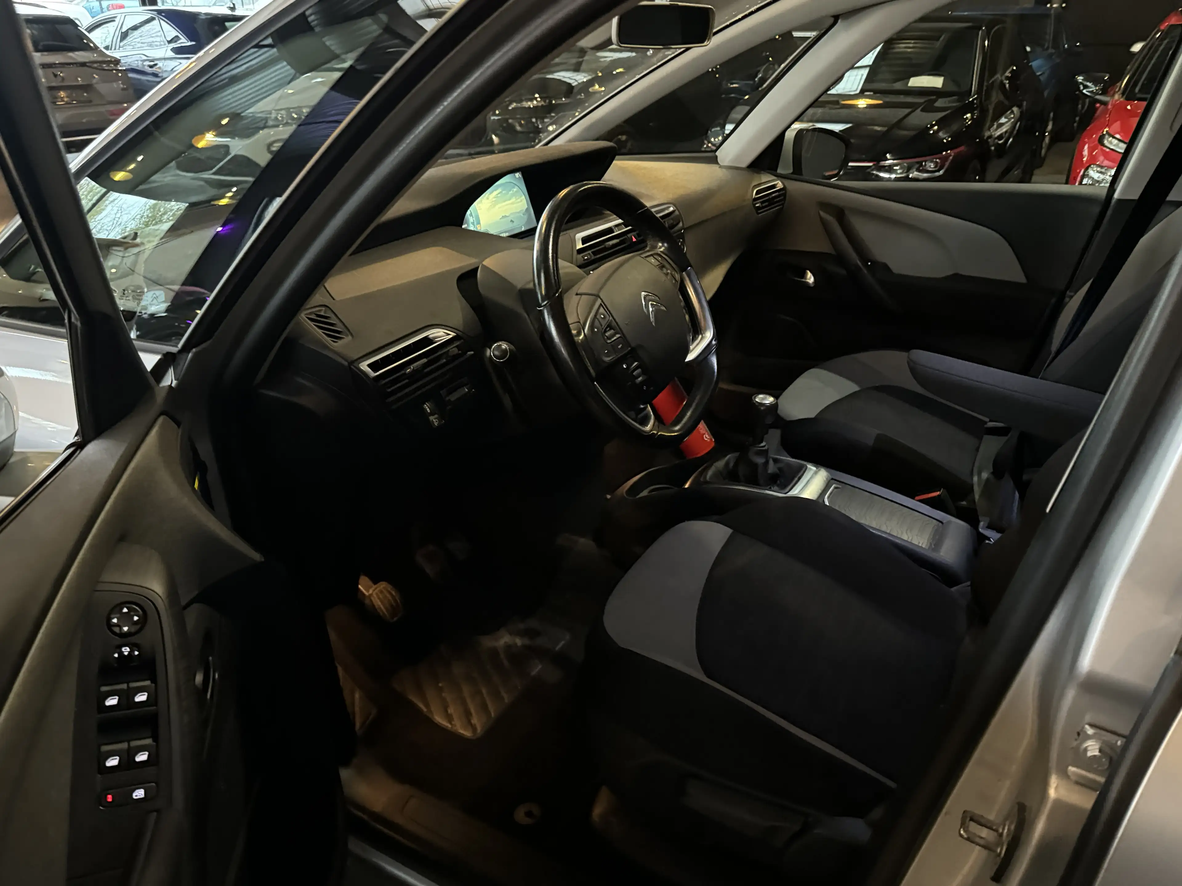 Citroen C4 Picasso 1.2 - A/C - MEDIA/TEL - NAVI - START&STOP -LIM/REG — photo 13