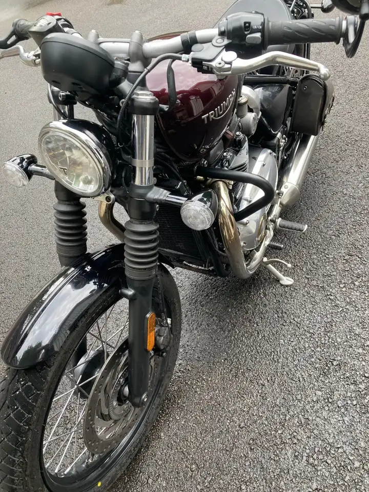 Triumph Bonneville Bobber