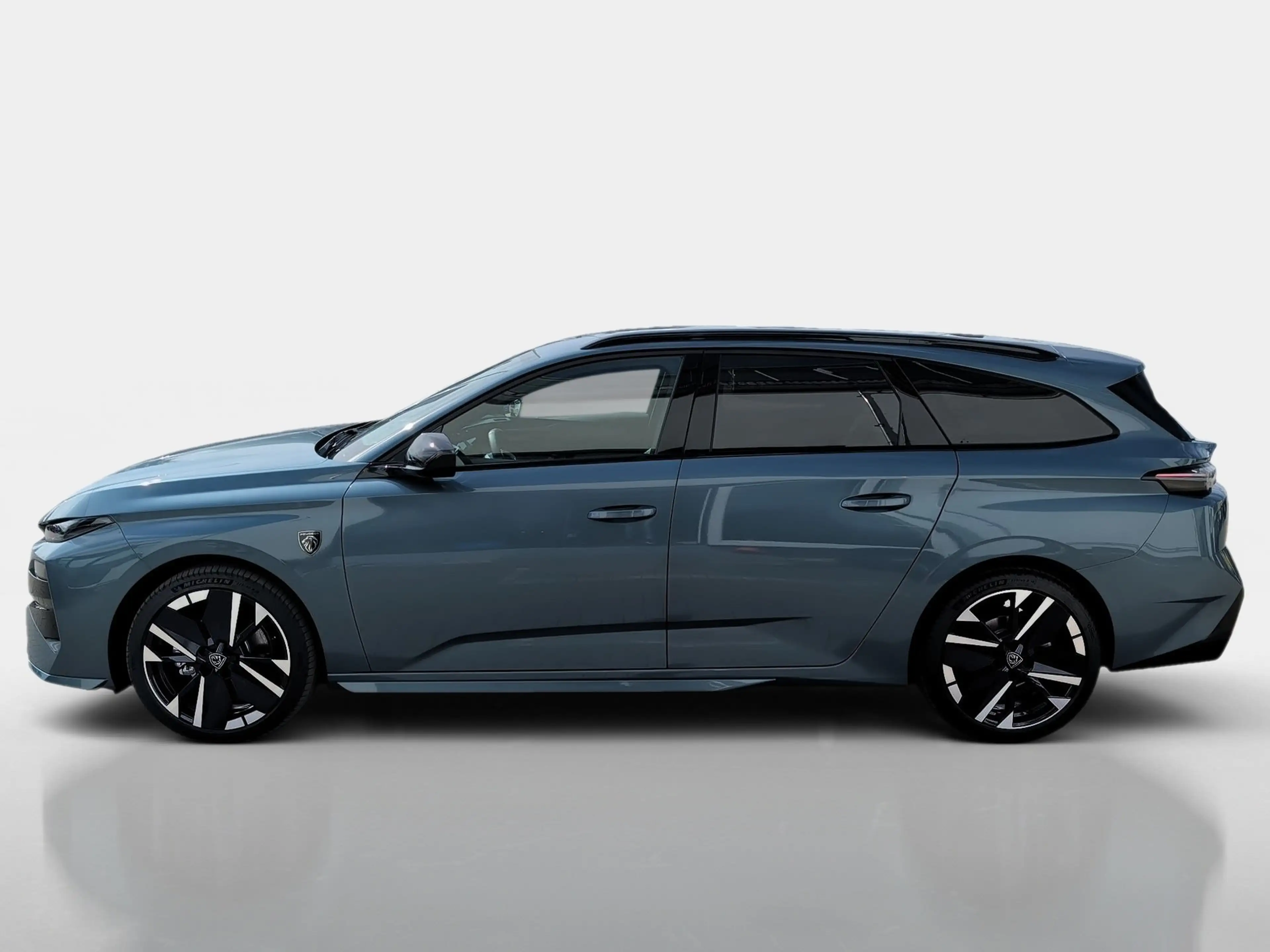 Peugeot 308 SW Hybrid 145 GT Massage+ACC+eHeckkl+Navi+Memo+eSi — photo 3