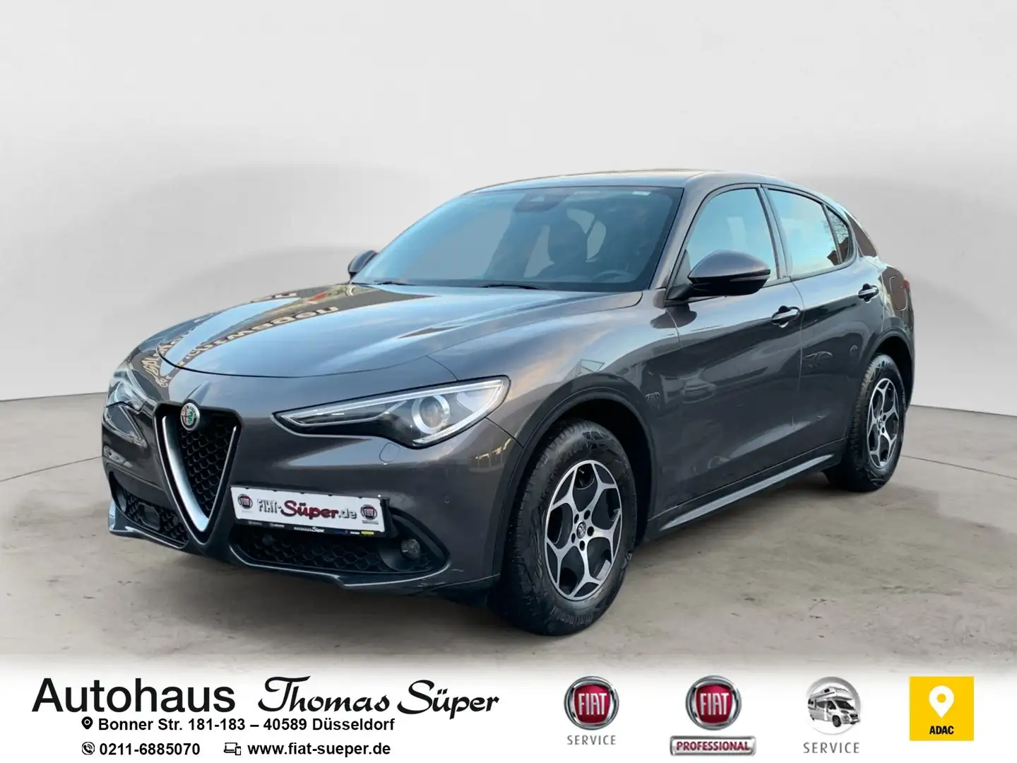 Alfa Romeo Stelvio Q4 Navigation LED Rückfahrkamera Grau - 1