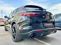 Alfa Romeo Stelvio 2.2 T B-Tech Q4 210CV Auto -FULL OPTIONAL- Zwart - thumbnail 2